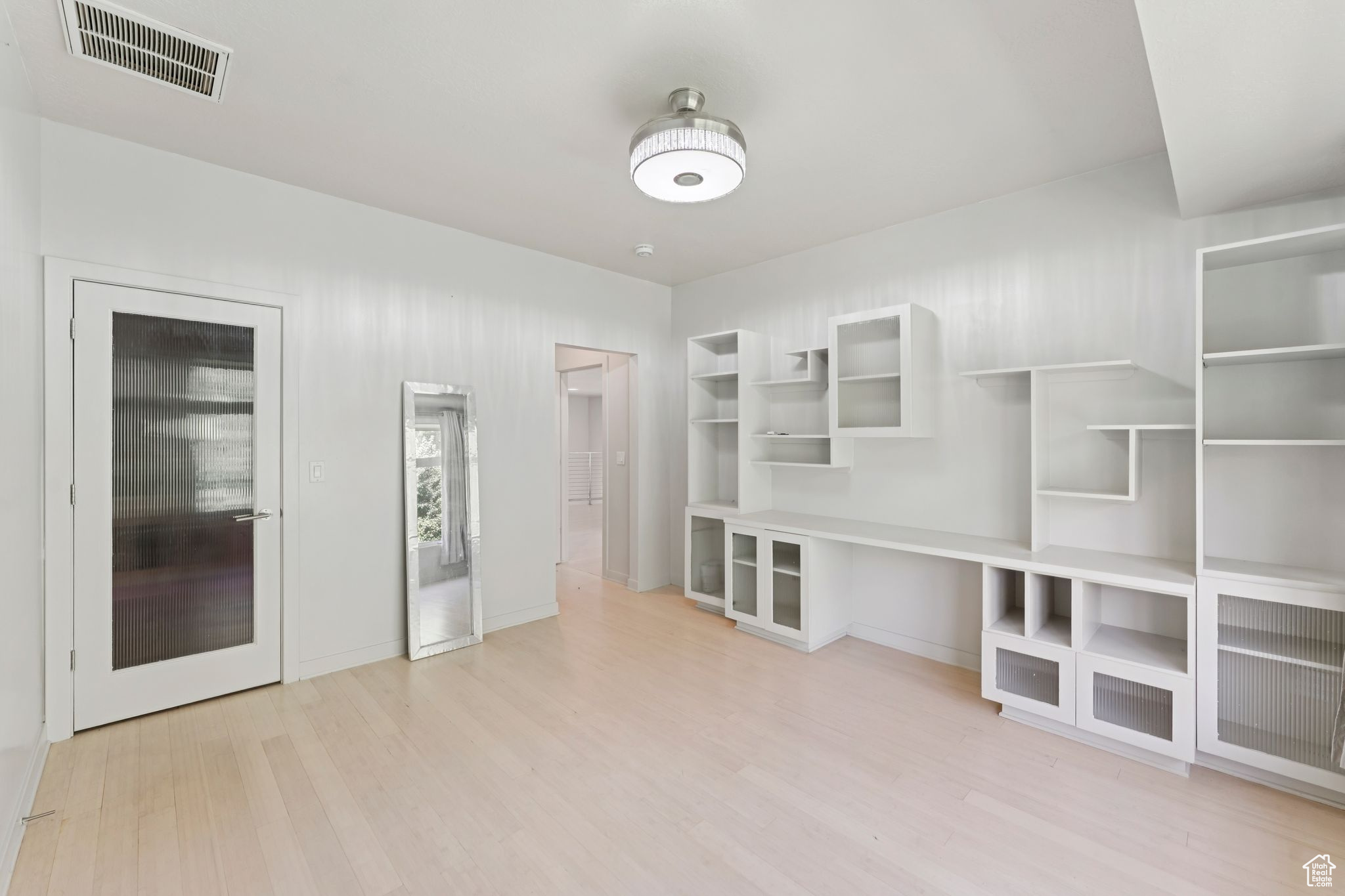 THE HAMPTONS - Residential