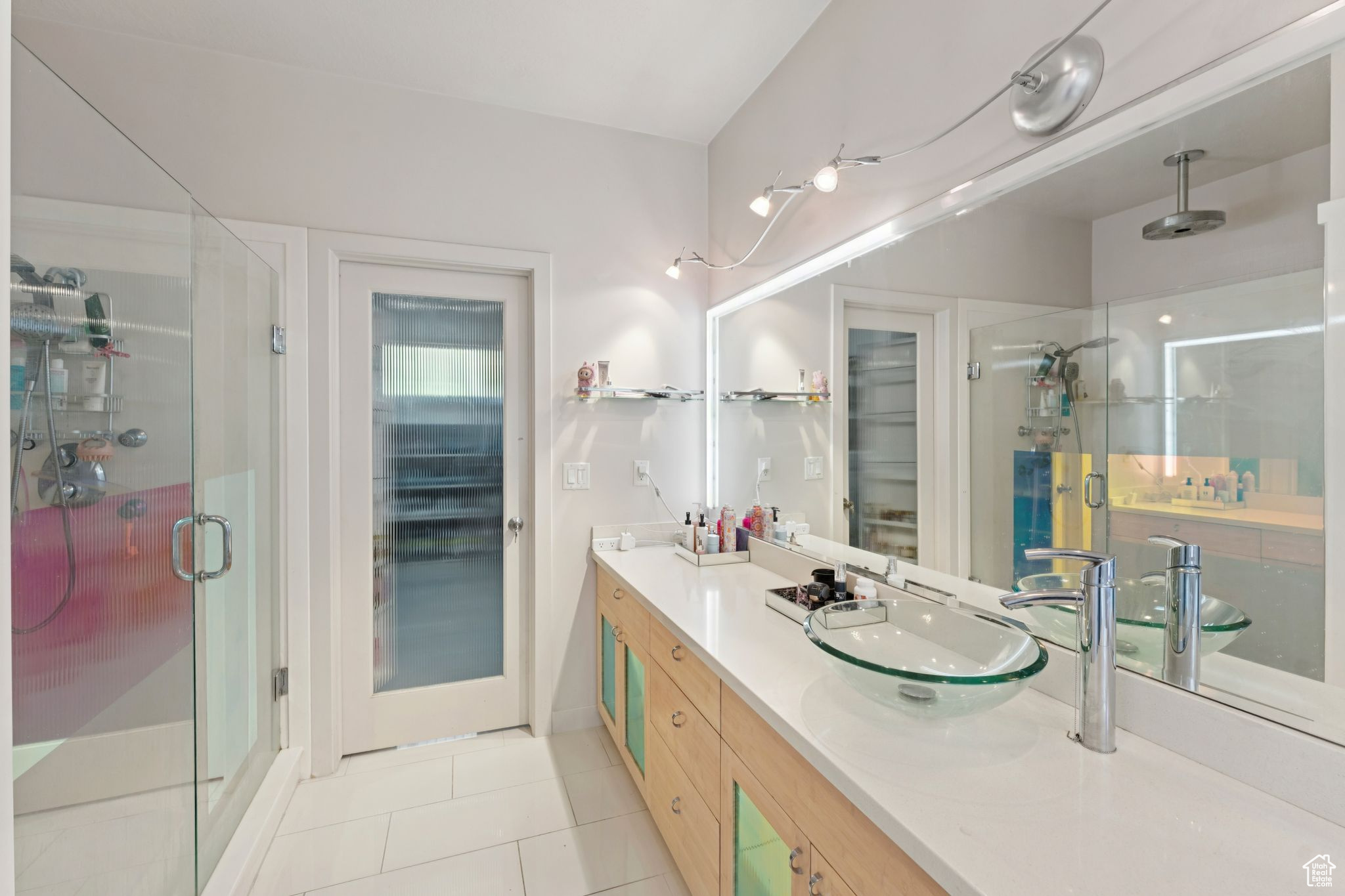 THE HAMPTONS - Residential