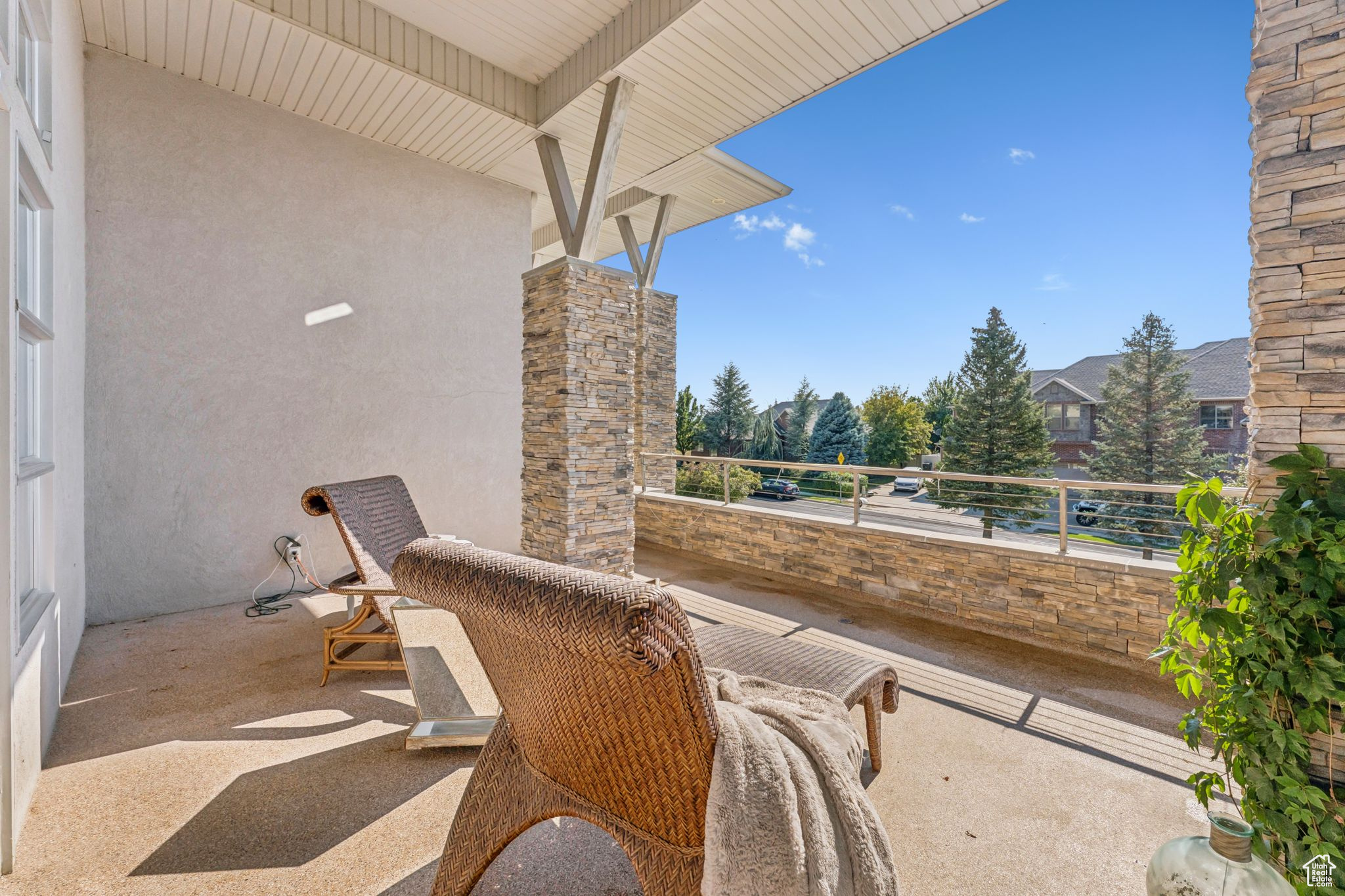 THE HAMPTONS - Residential