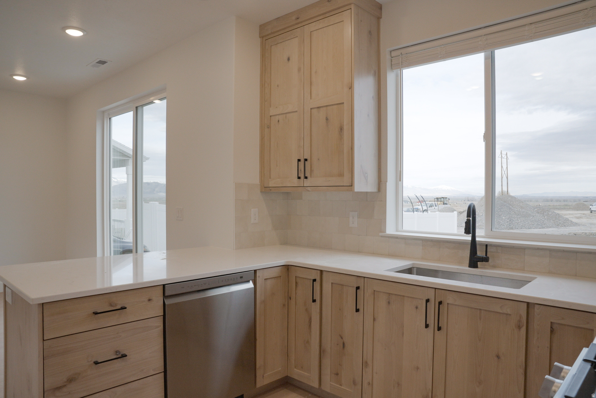 GOLDEN FOREST - Residential