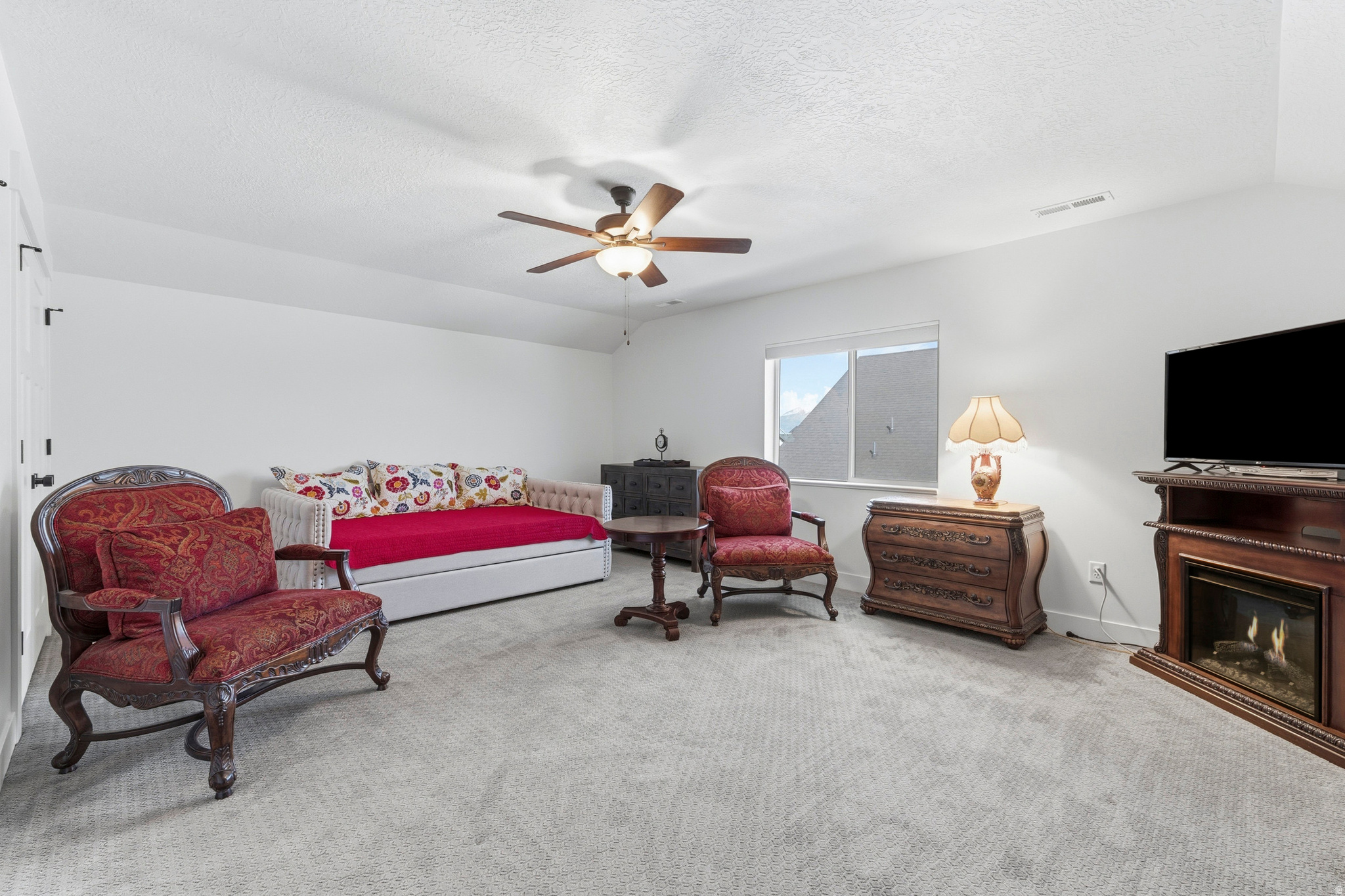 HARVEST FIELDS - Residential