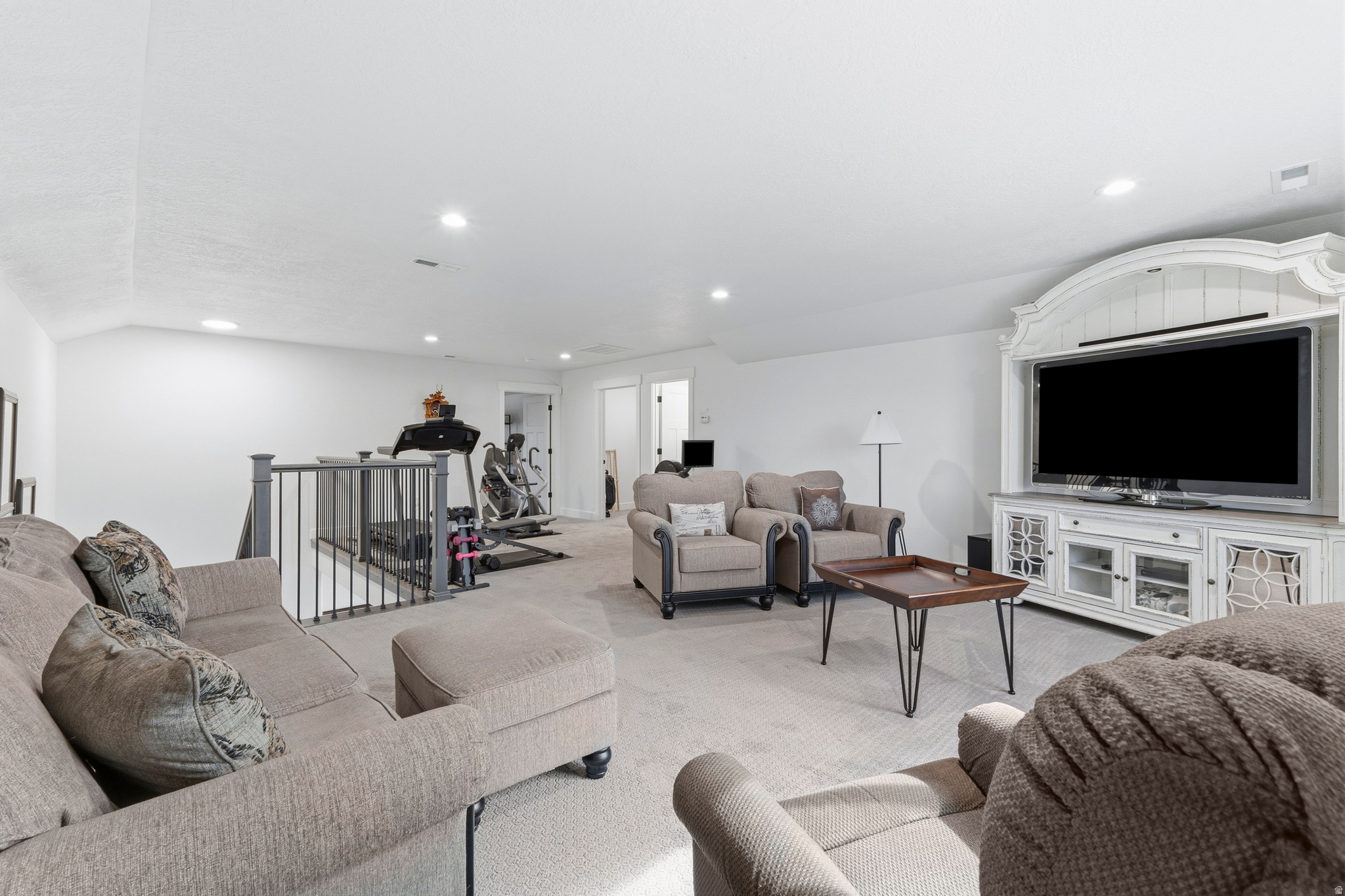 HARVEST FIELDS - Residential