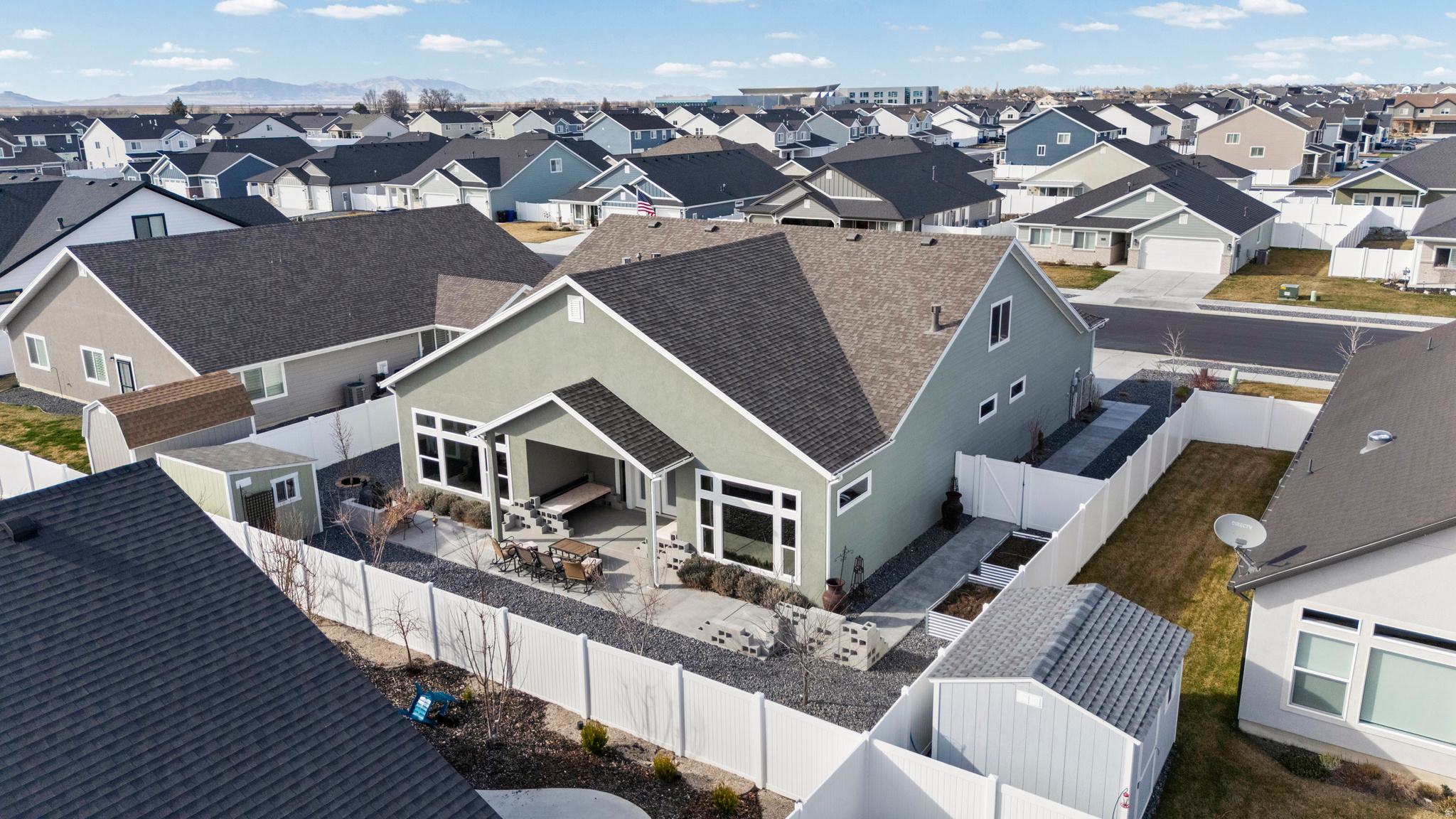 HARVEST FIELDS - Residential