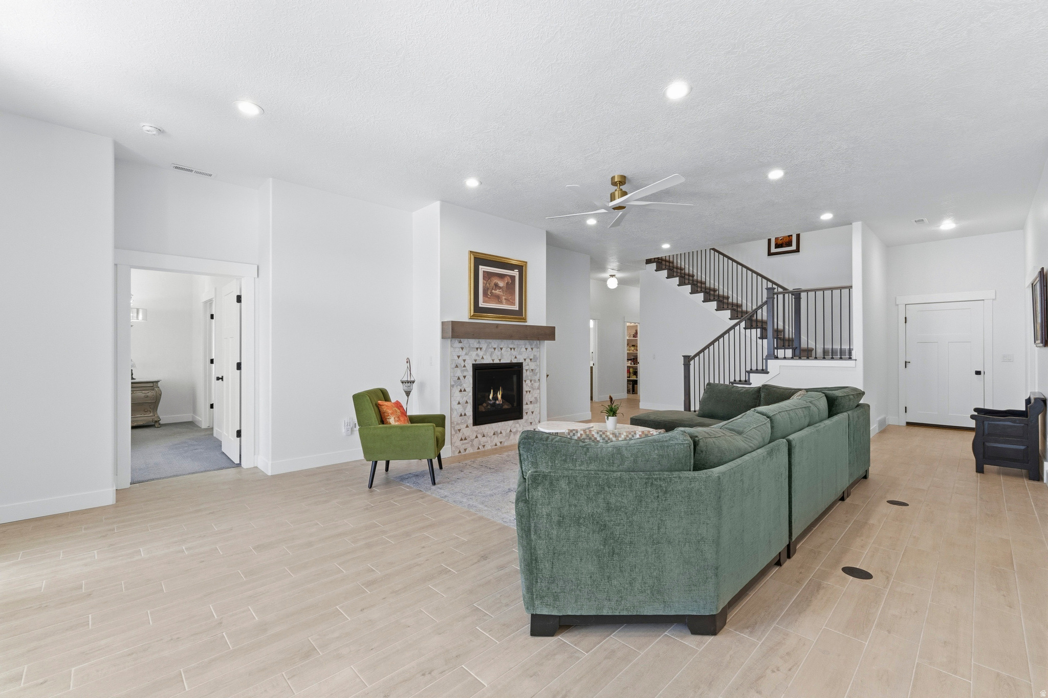 HARVEST FIELDS - Residential