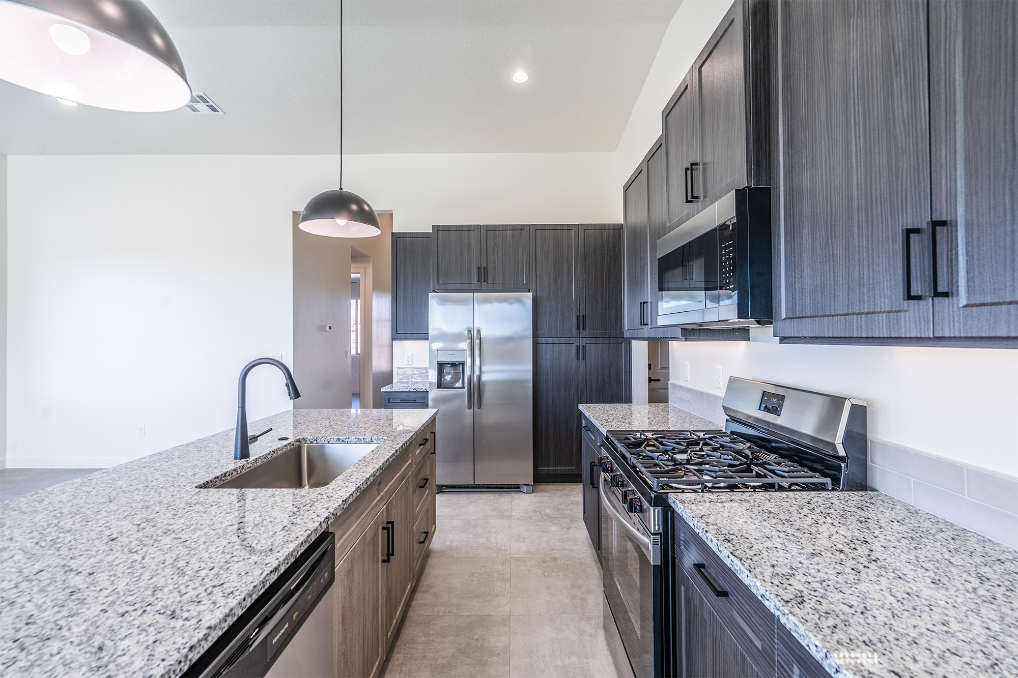 SKY VIEW - Residential Income