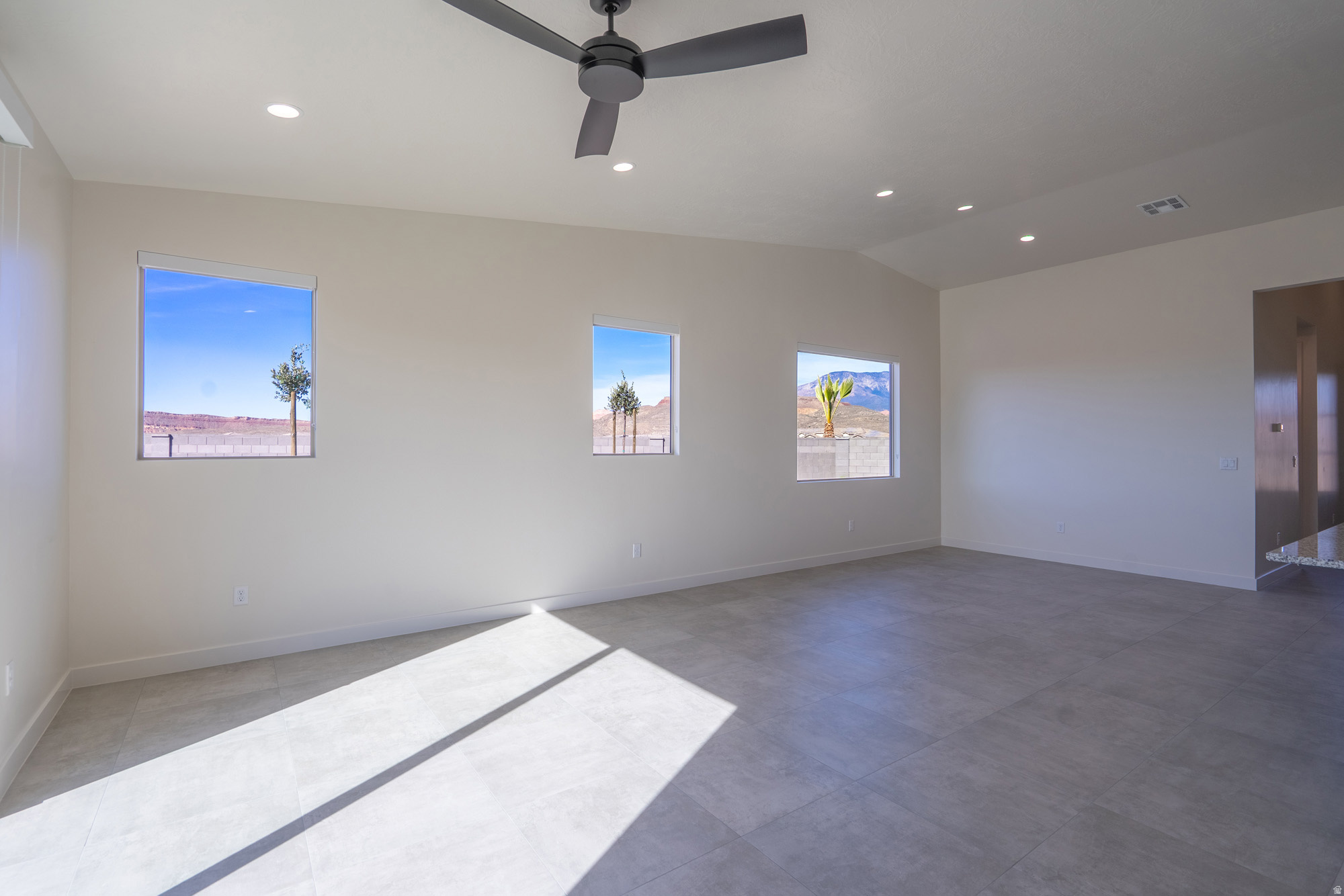 SKY VIEW - Residential Income