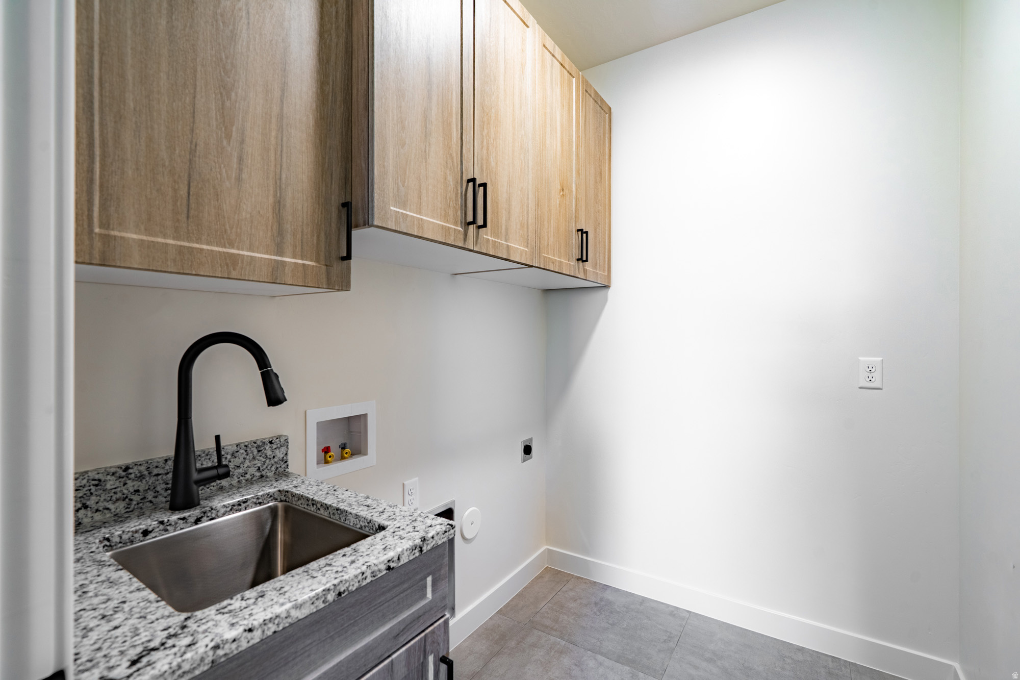 SKY VIEW - Residential Income