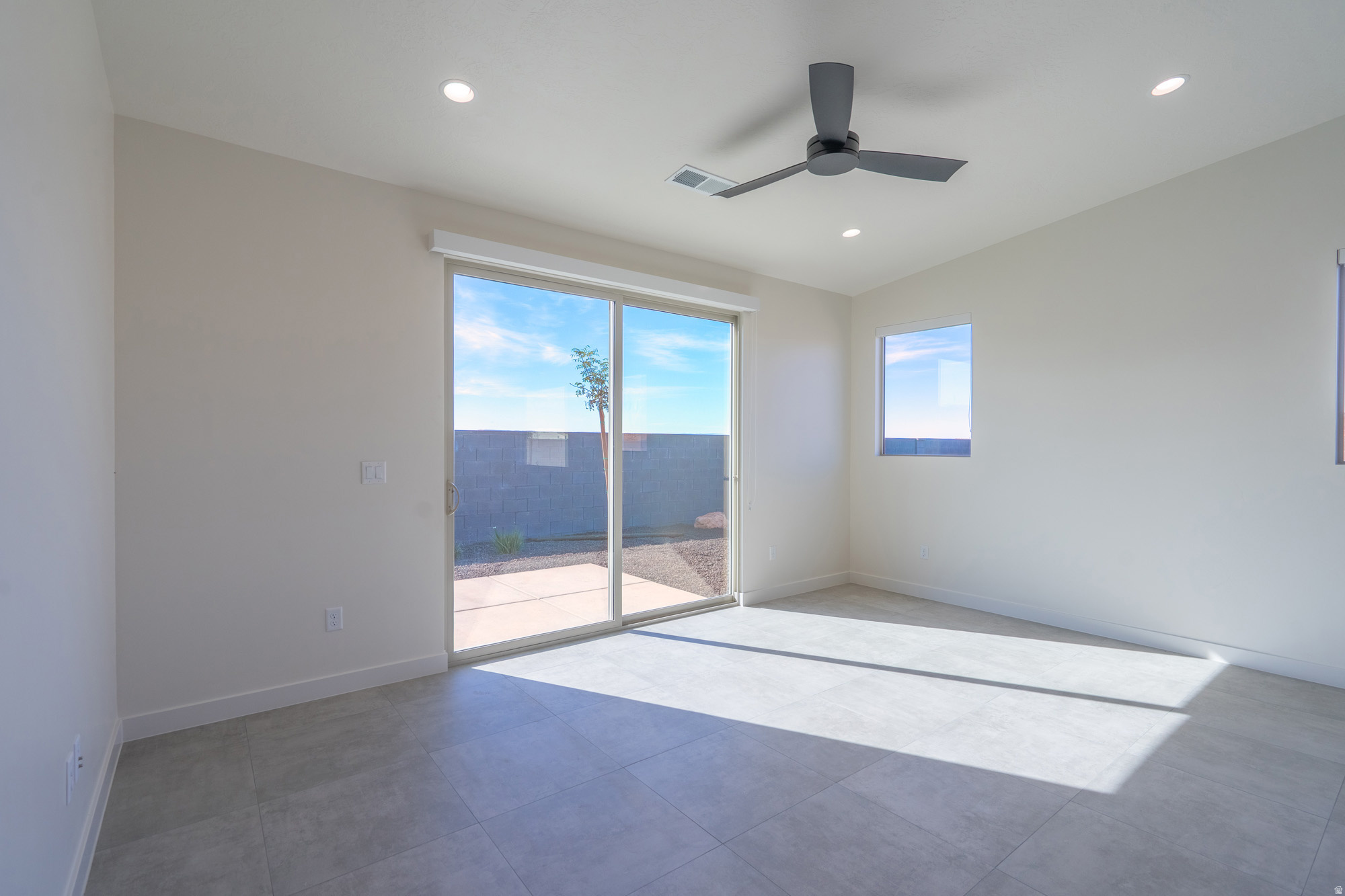 SKY VIEW - Residential Income