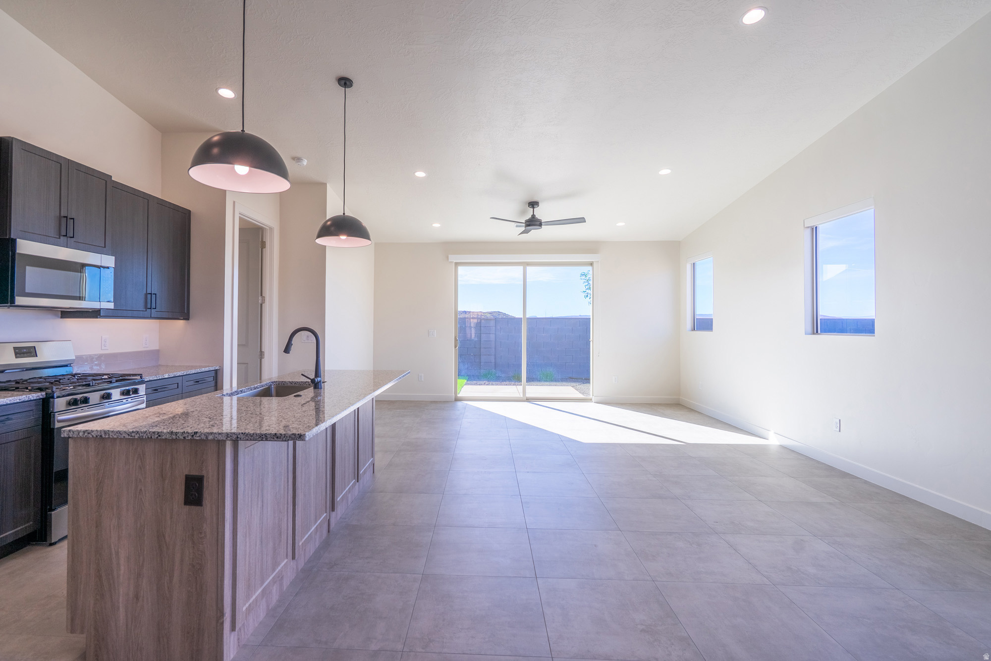 SKY VIEW - Residential Income