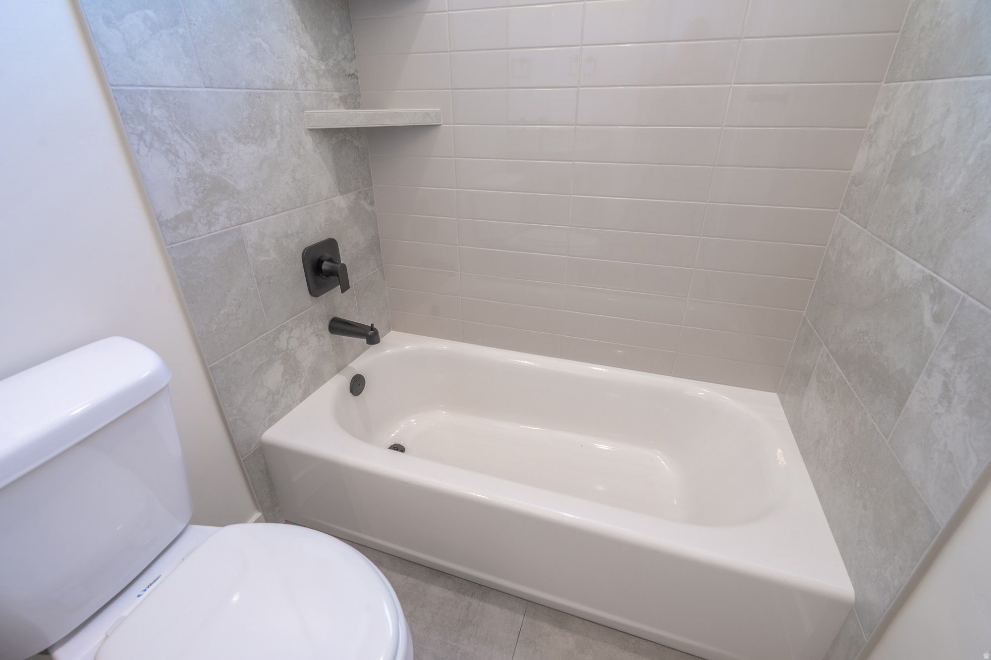 SKY VIEW - Residential Income