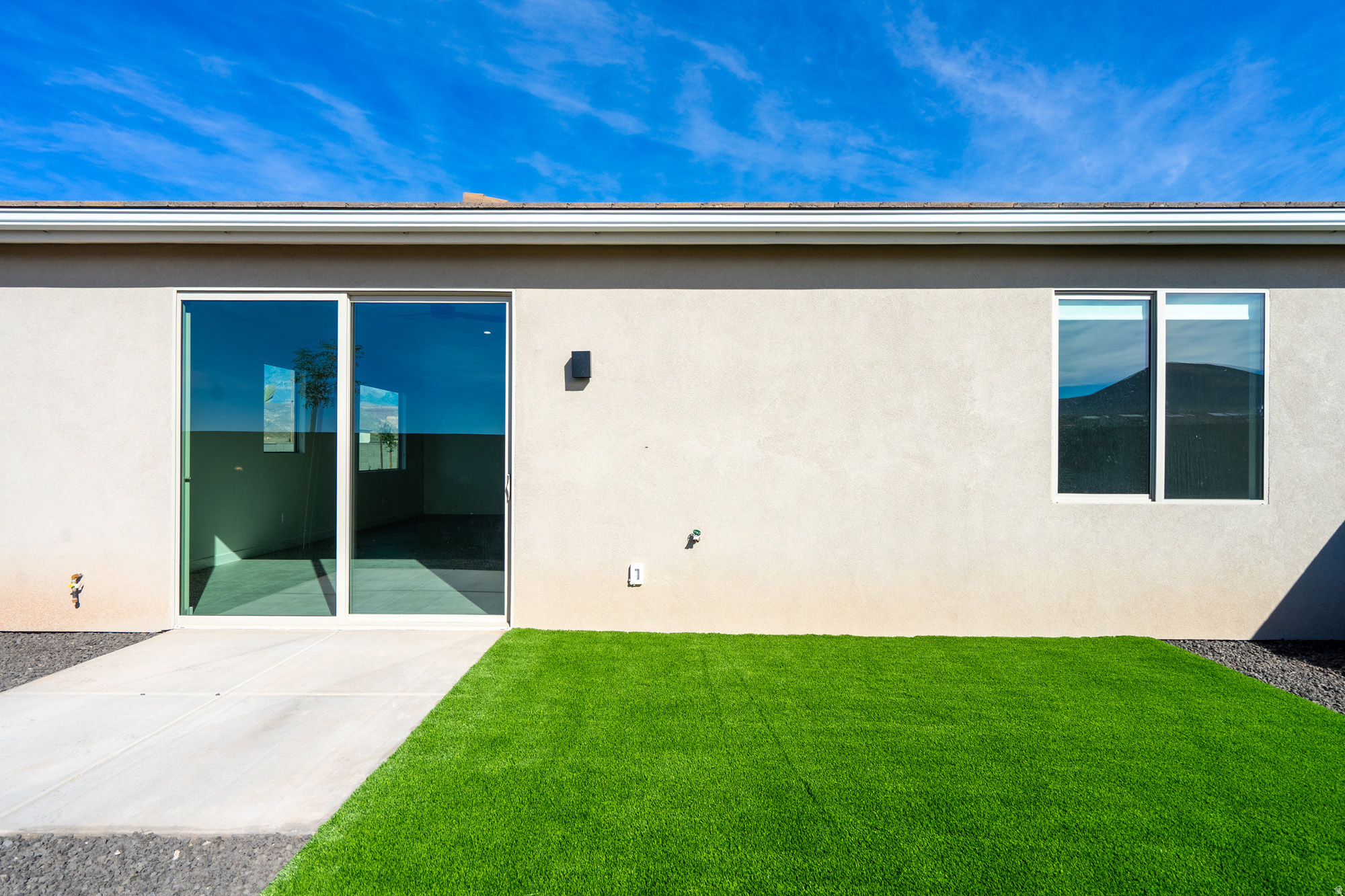 SKY VIEW - Residential Income