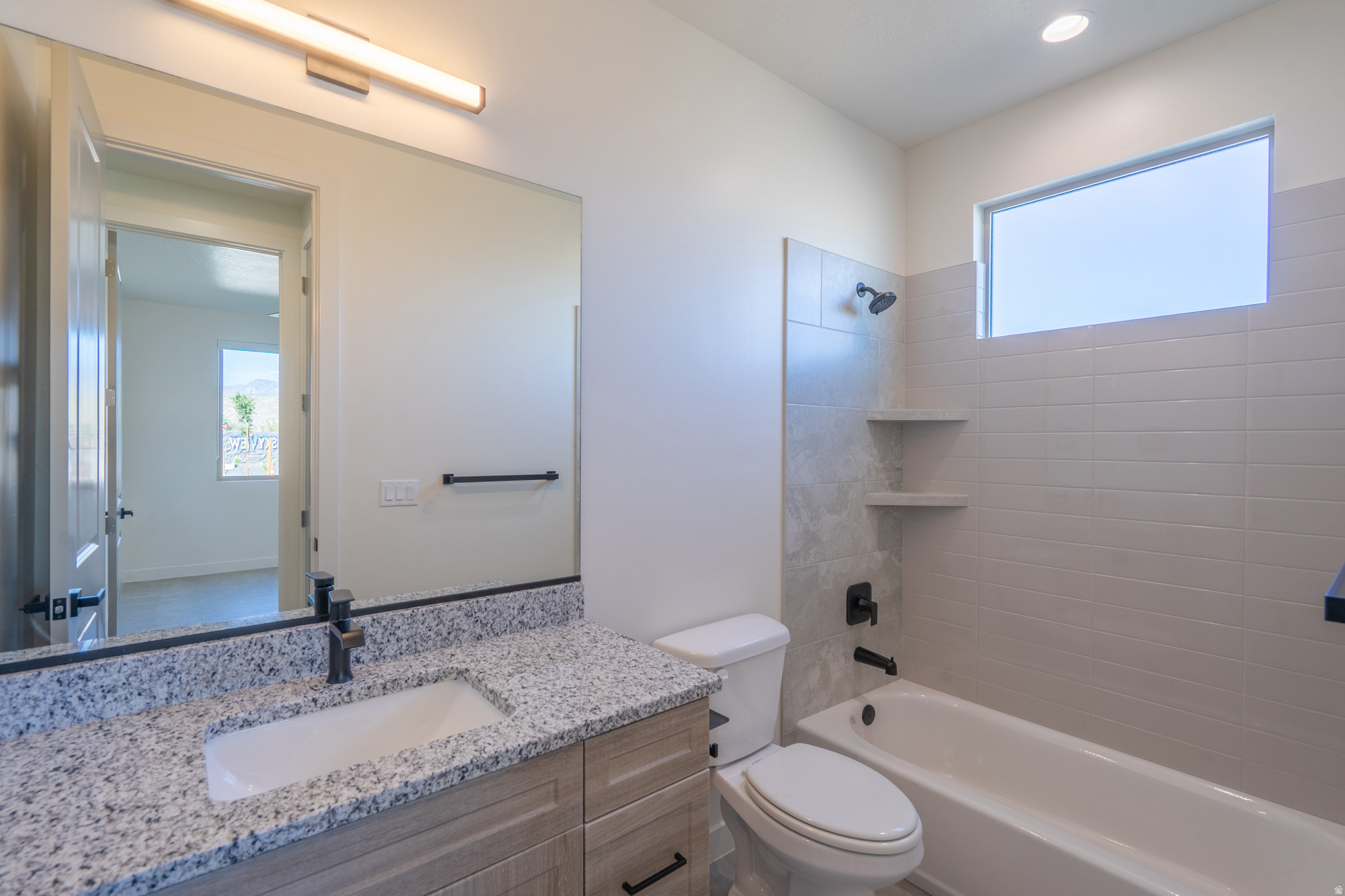 SKY VIEW - Residential Income