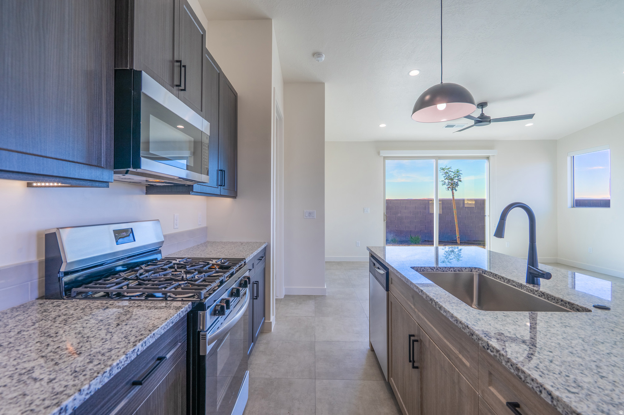 SKY VIEW - Residential Income