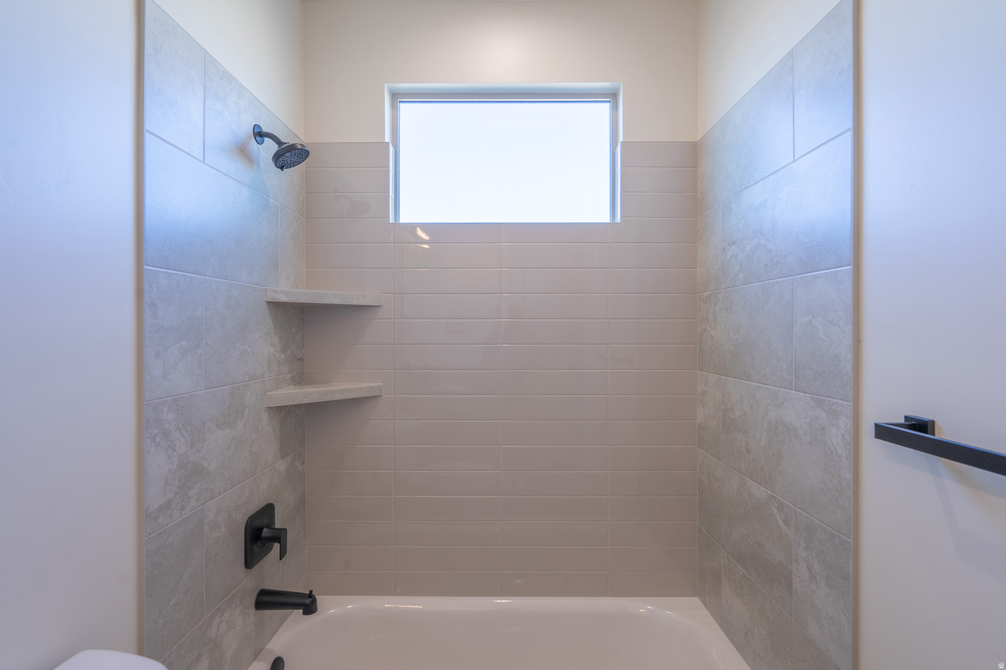 SKY VIEW - Residential Income