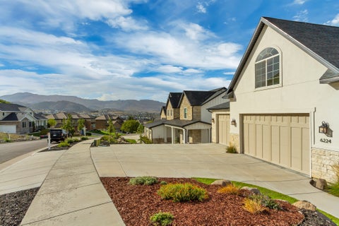 Tiny photo for 6224 W FORT PIERCE WAY, Herriman, UT 84096 (MLS # 2185849)