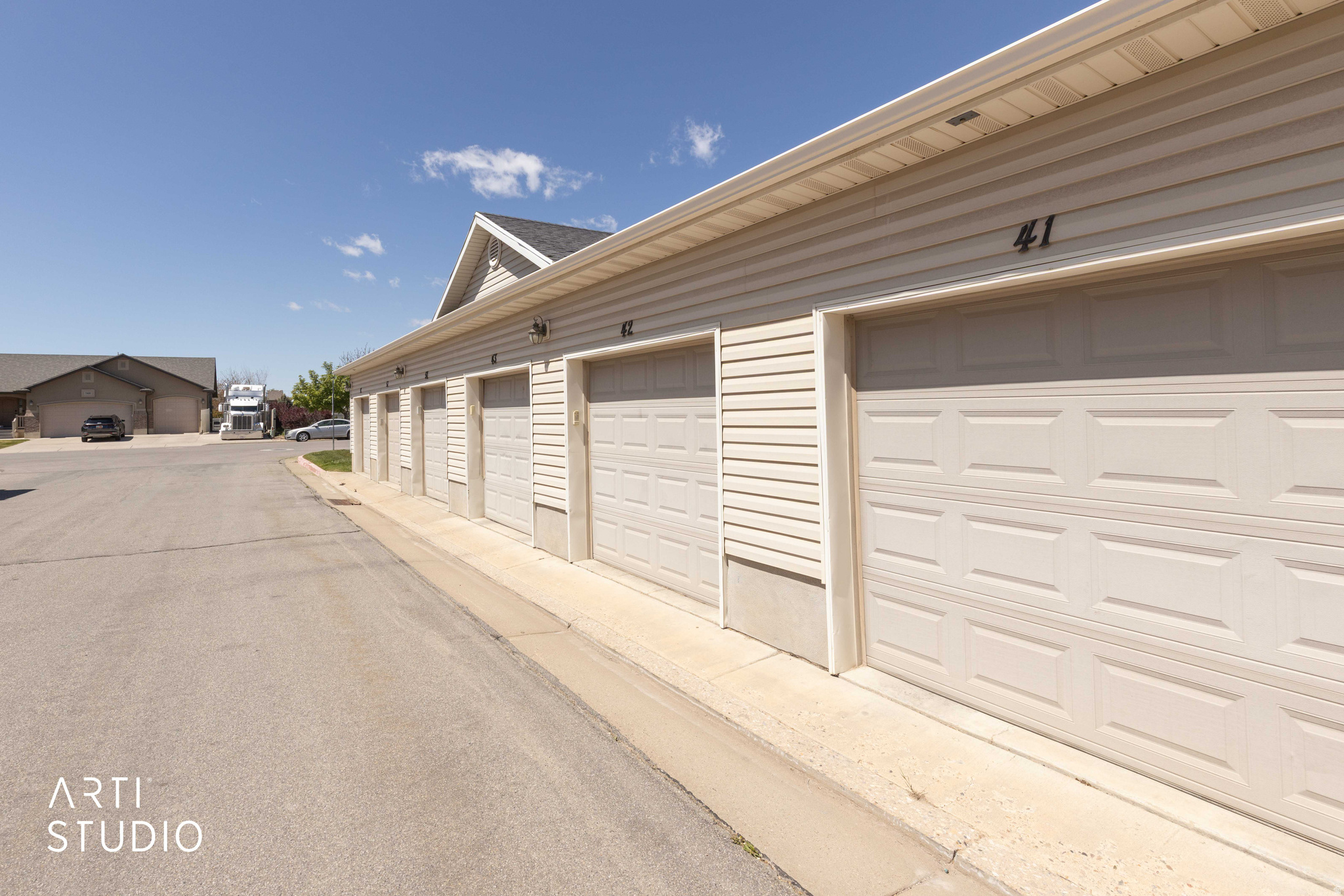 SANDALWOOD - Residential