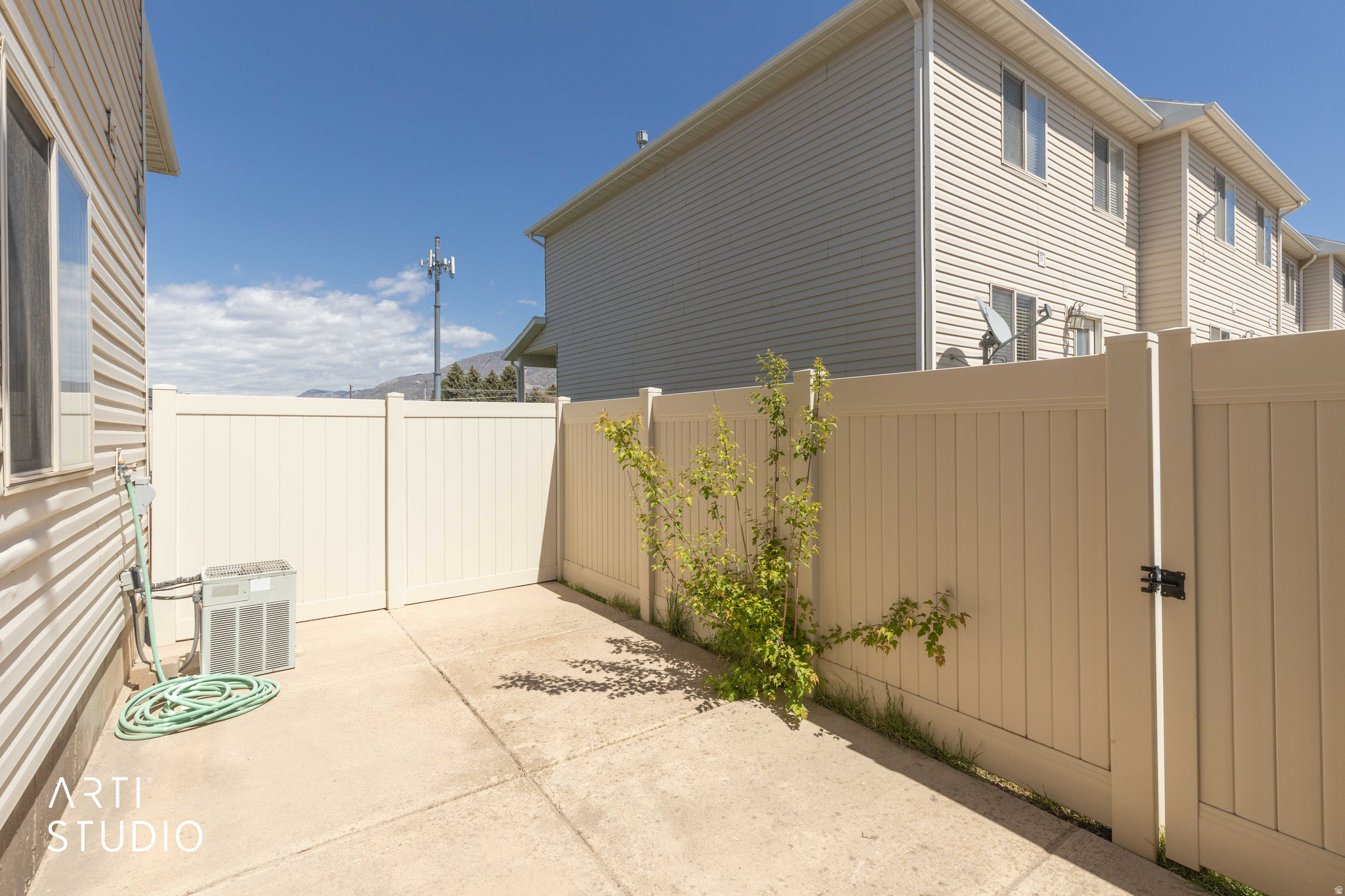 SANDALWOOD - Residential