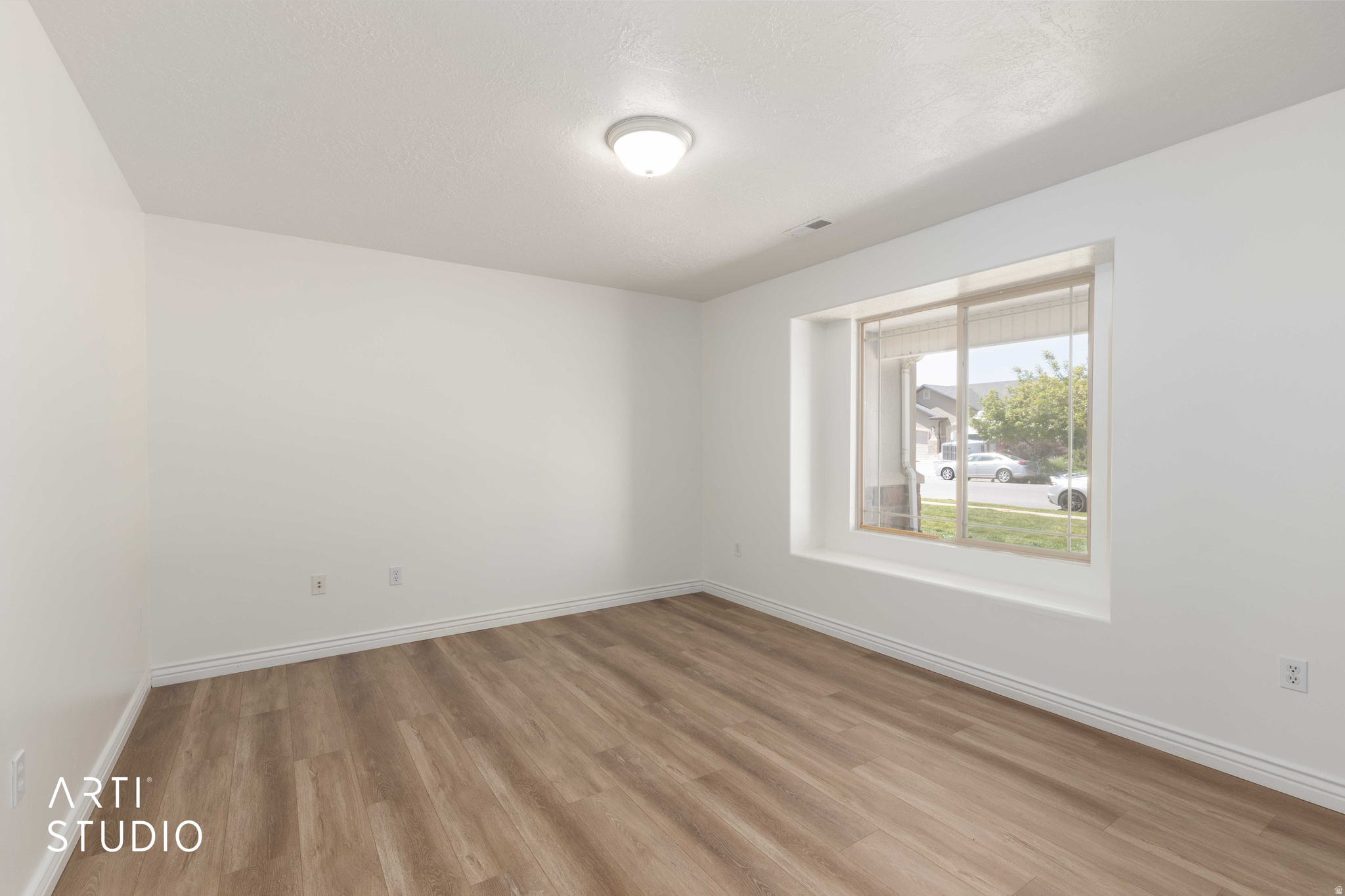 SANDALWOOD - Residential