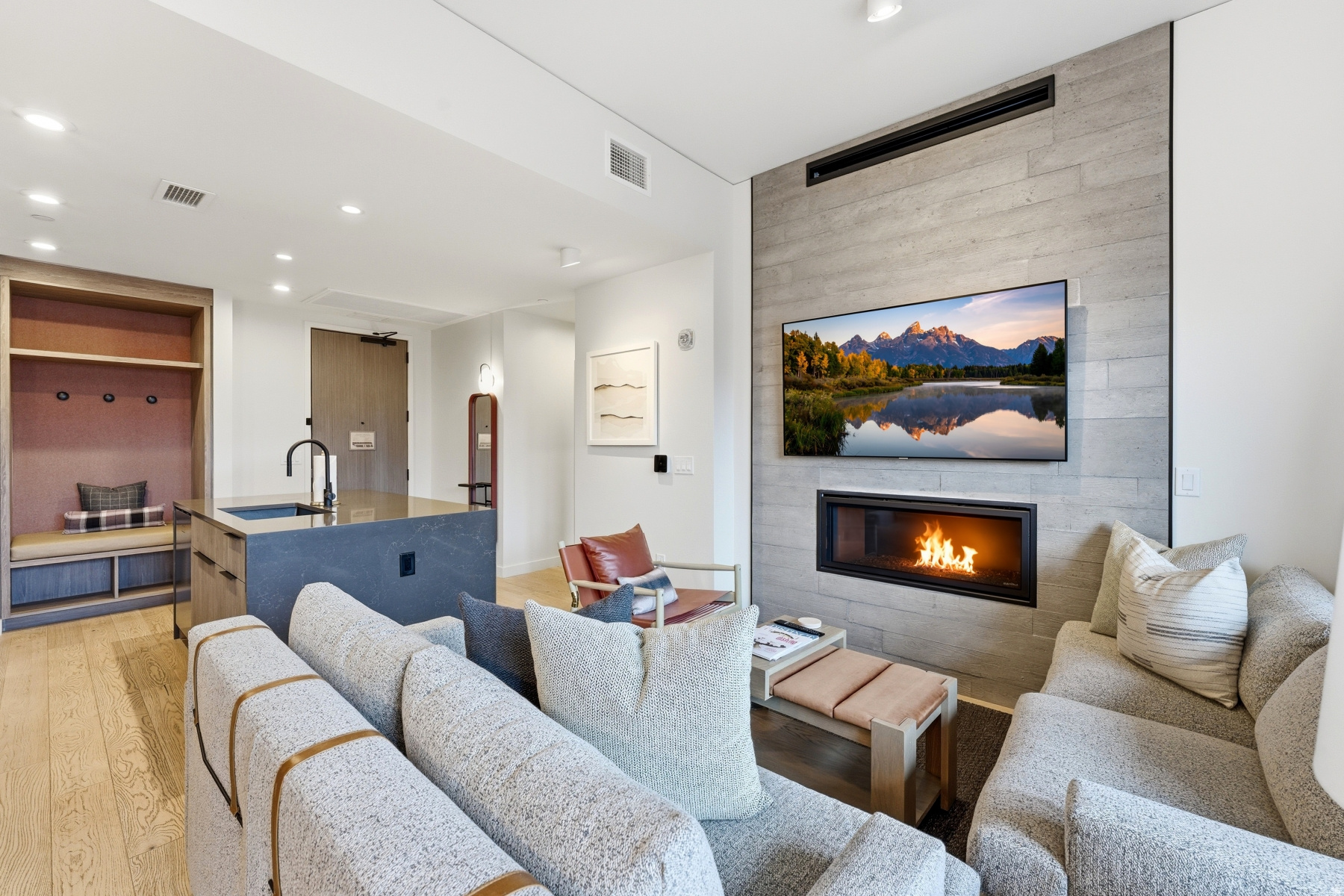 2417 HIGH MOUNTAIN RD 2415