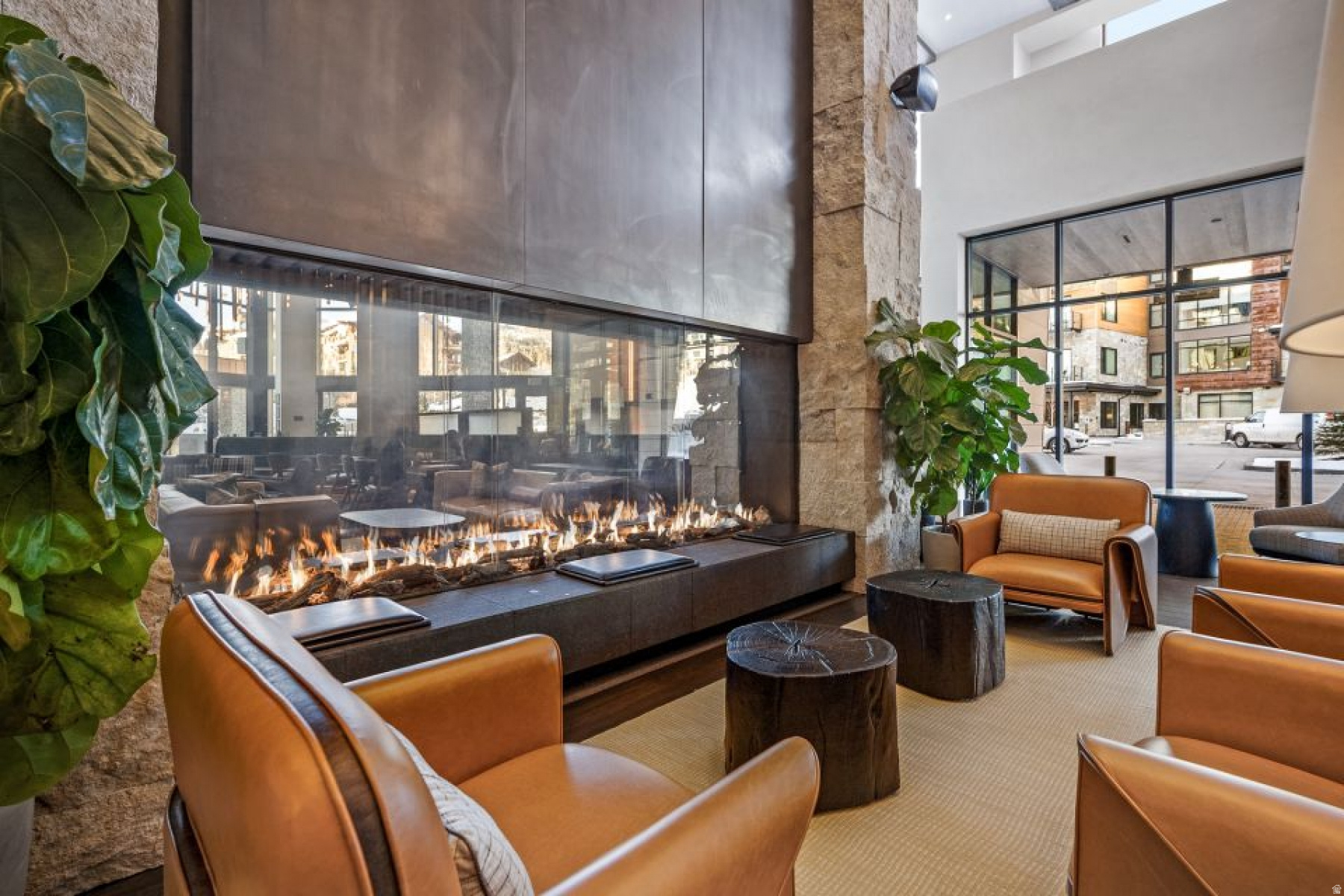 Park City, Utah 84098, United States, 3 Bedrooms Bedrooms, ,4 BathroomsBathrooms,Residential,Active,256402