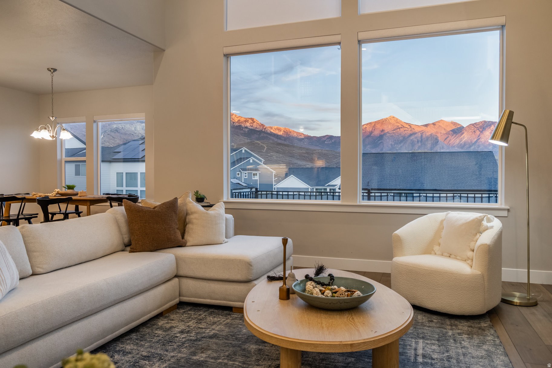 HIDDEN CANYON - Residential