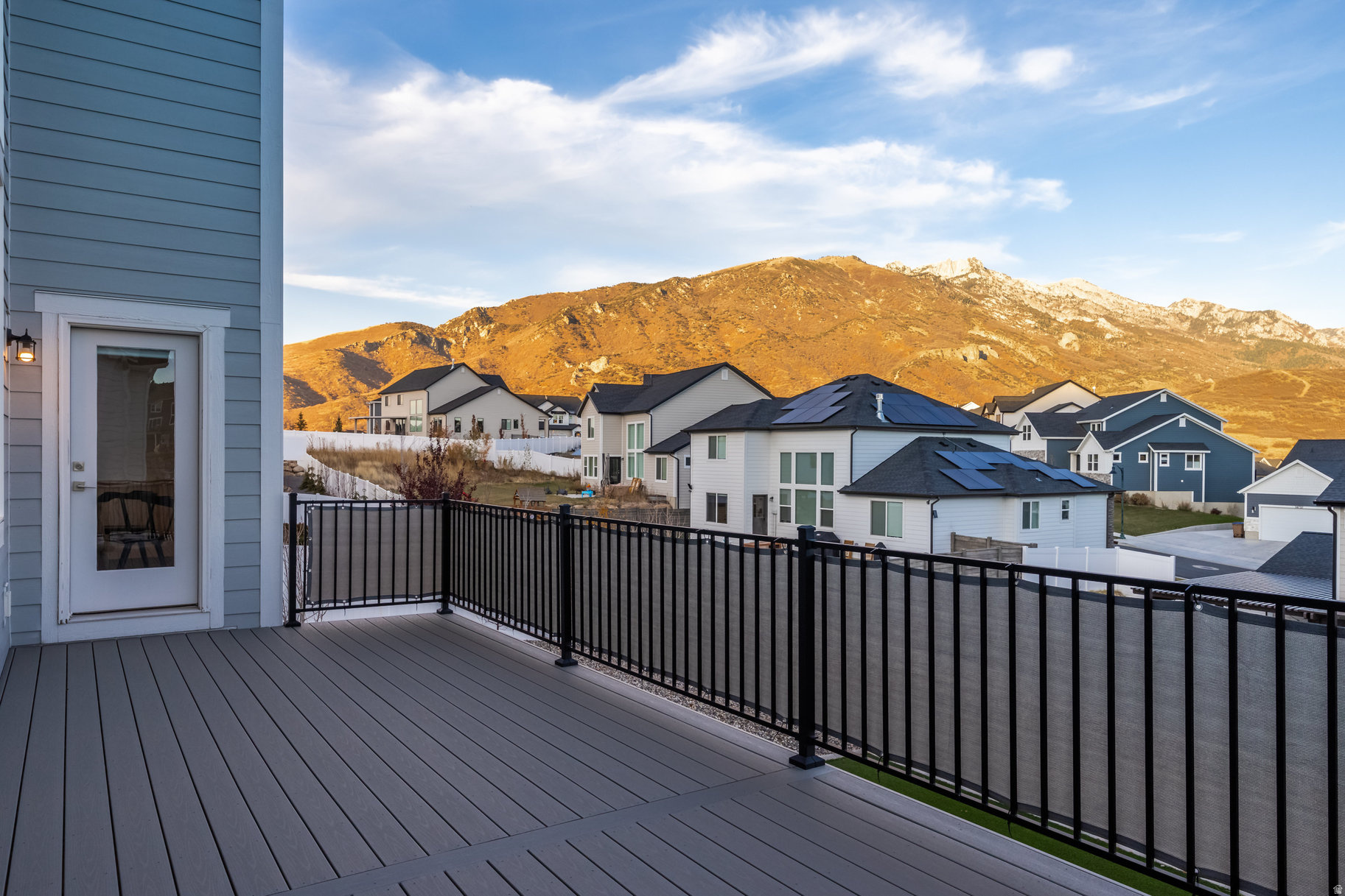 HIDDEN CANYON - Residential