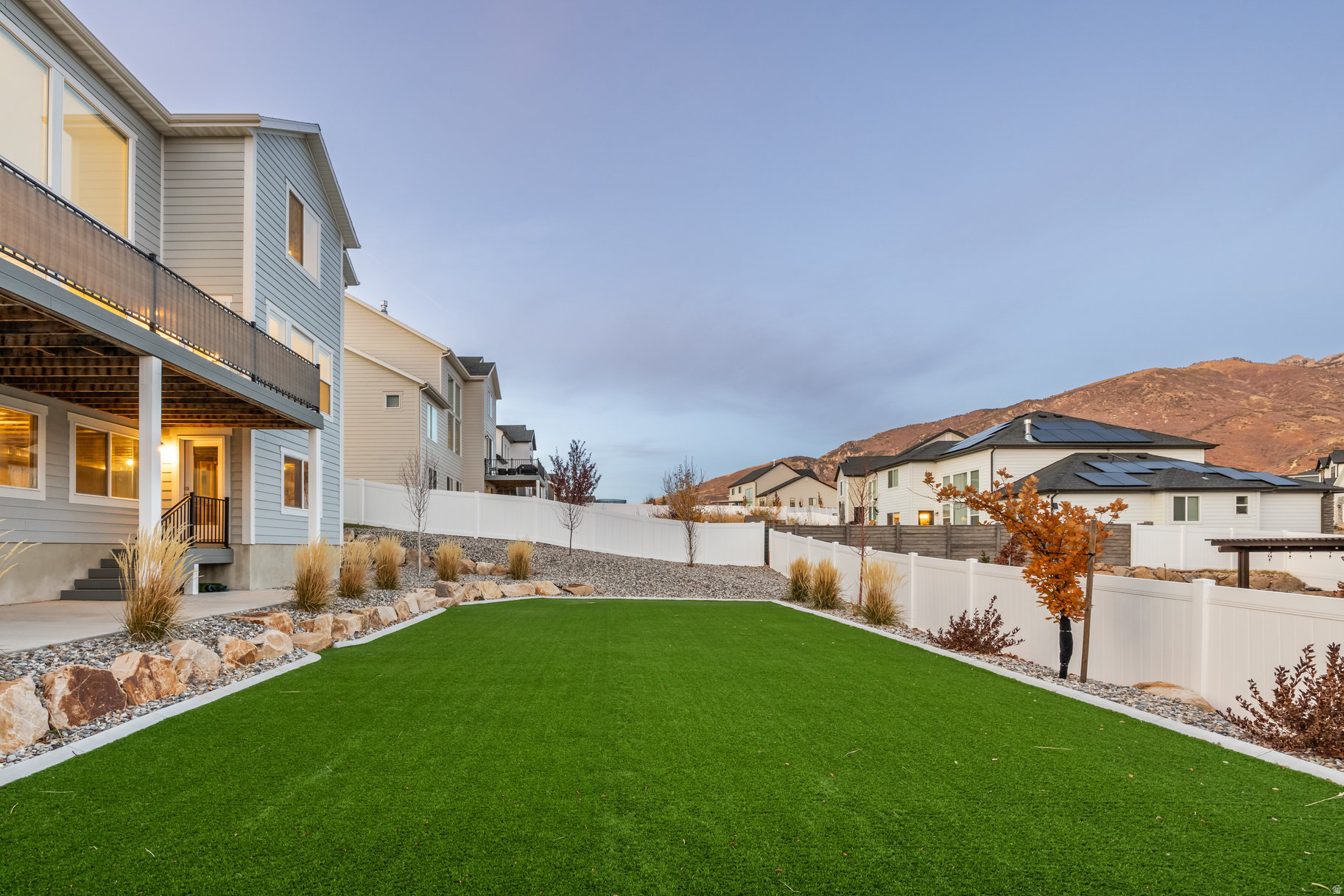 HIDDEN CANYON - Residential