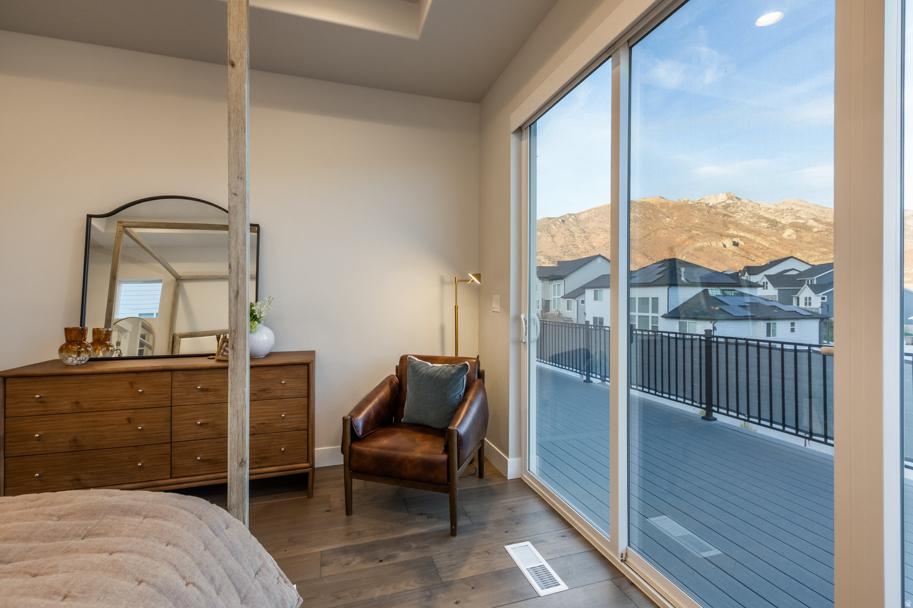 HIDDEN CANYON - Residential