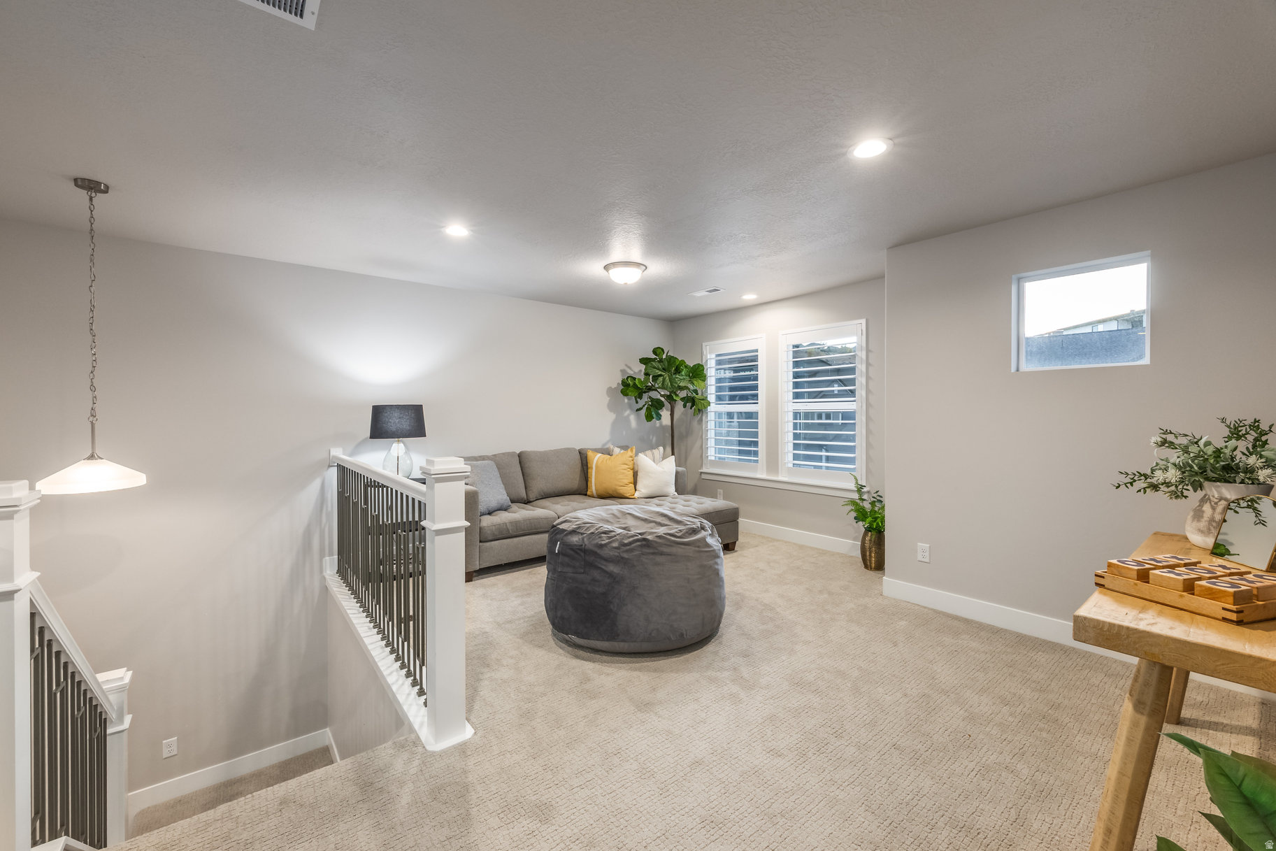 HIDDEN CANYON - Residential