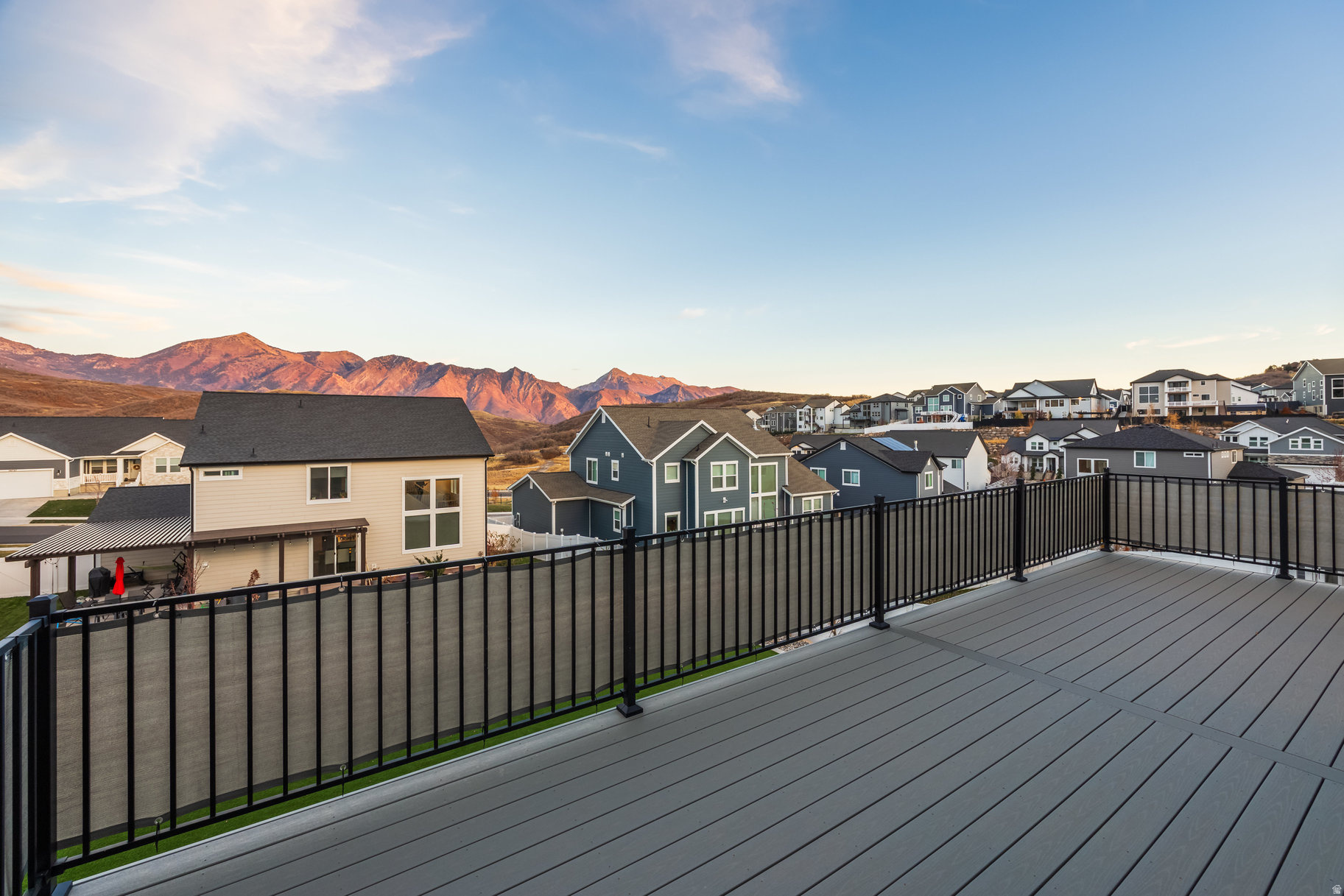 HIDDEN CANYON - Residential