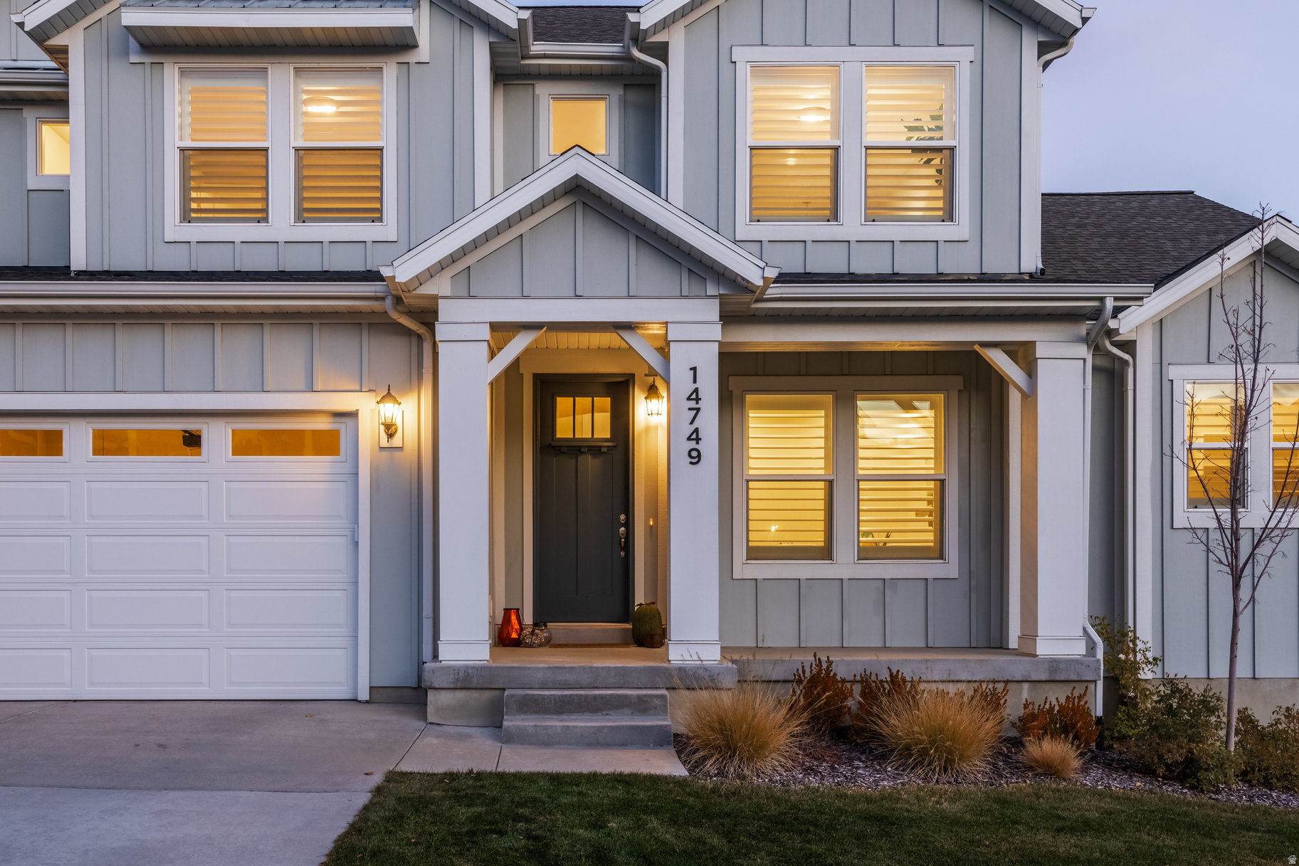 HIDDEN CANYON - Residential