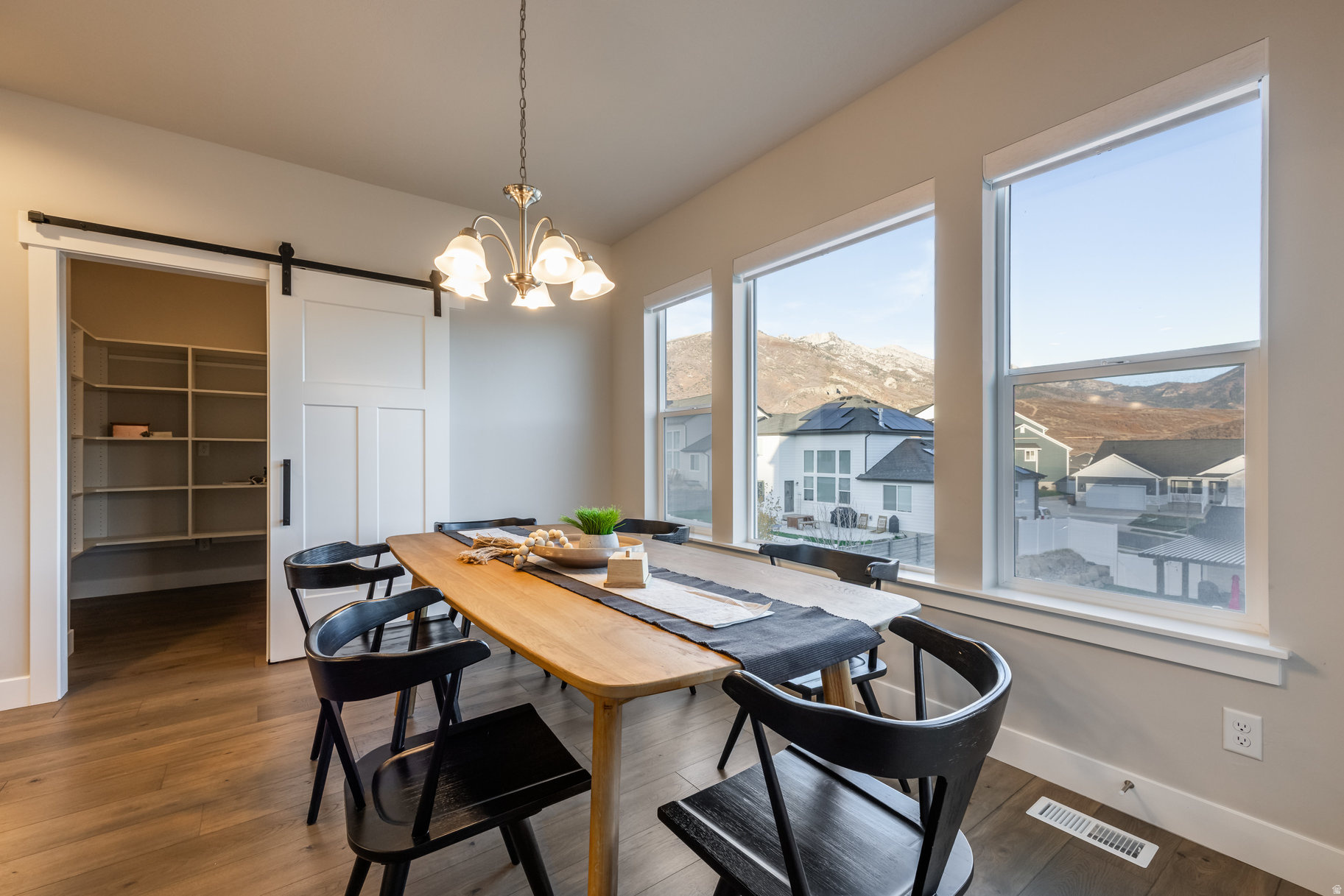 HIDDEN CANYON - Residential