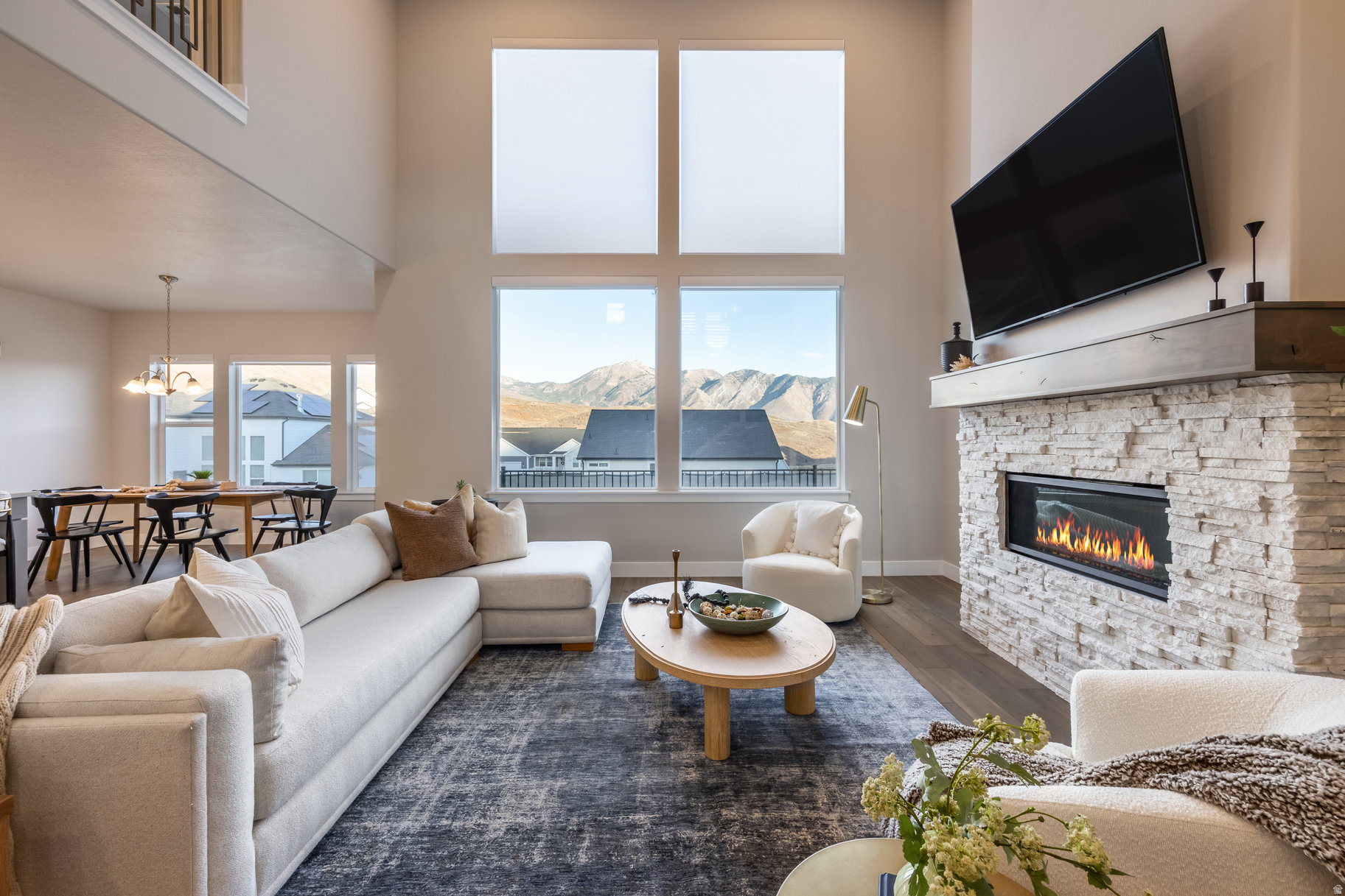 HIDDEN CANYON - Residential