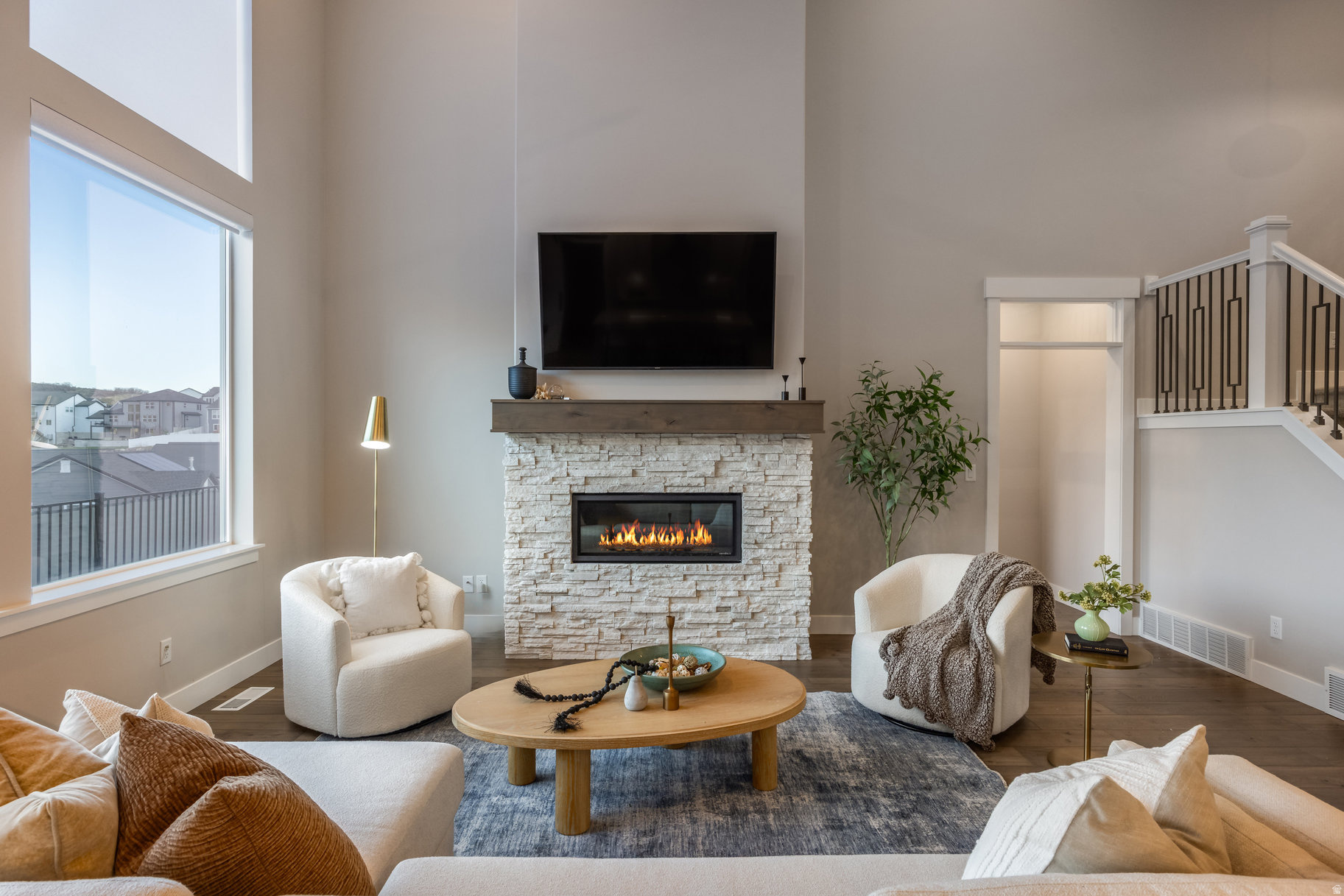 HIDDEN CANYON - Residential