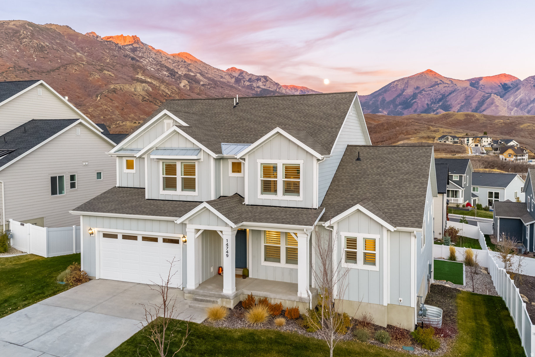 HIDDEN CANYON - Residential