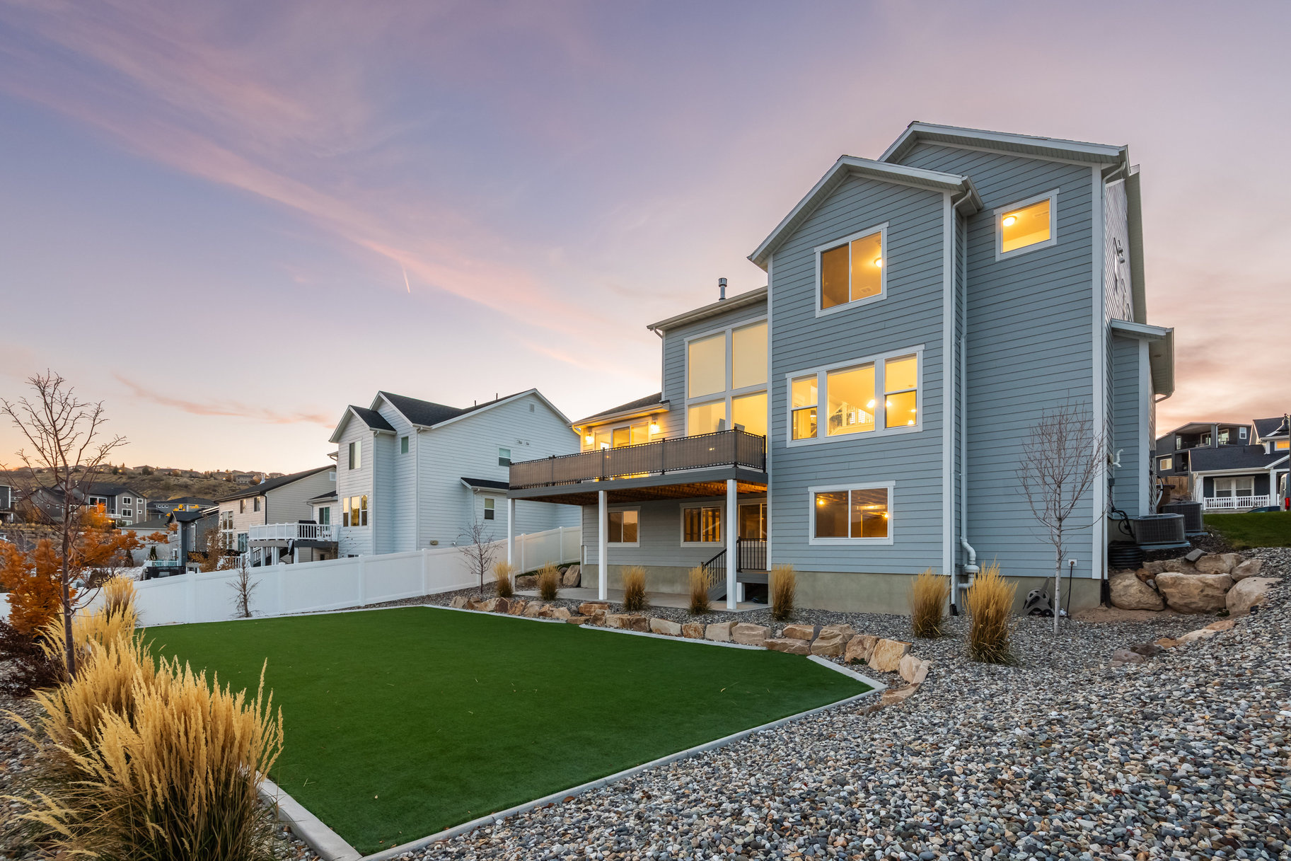 HIDDEN CANYON - Residential