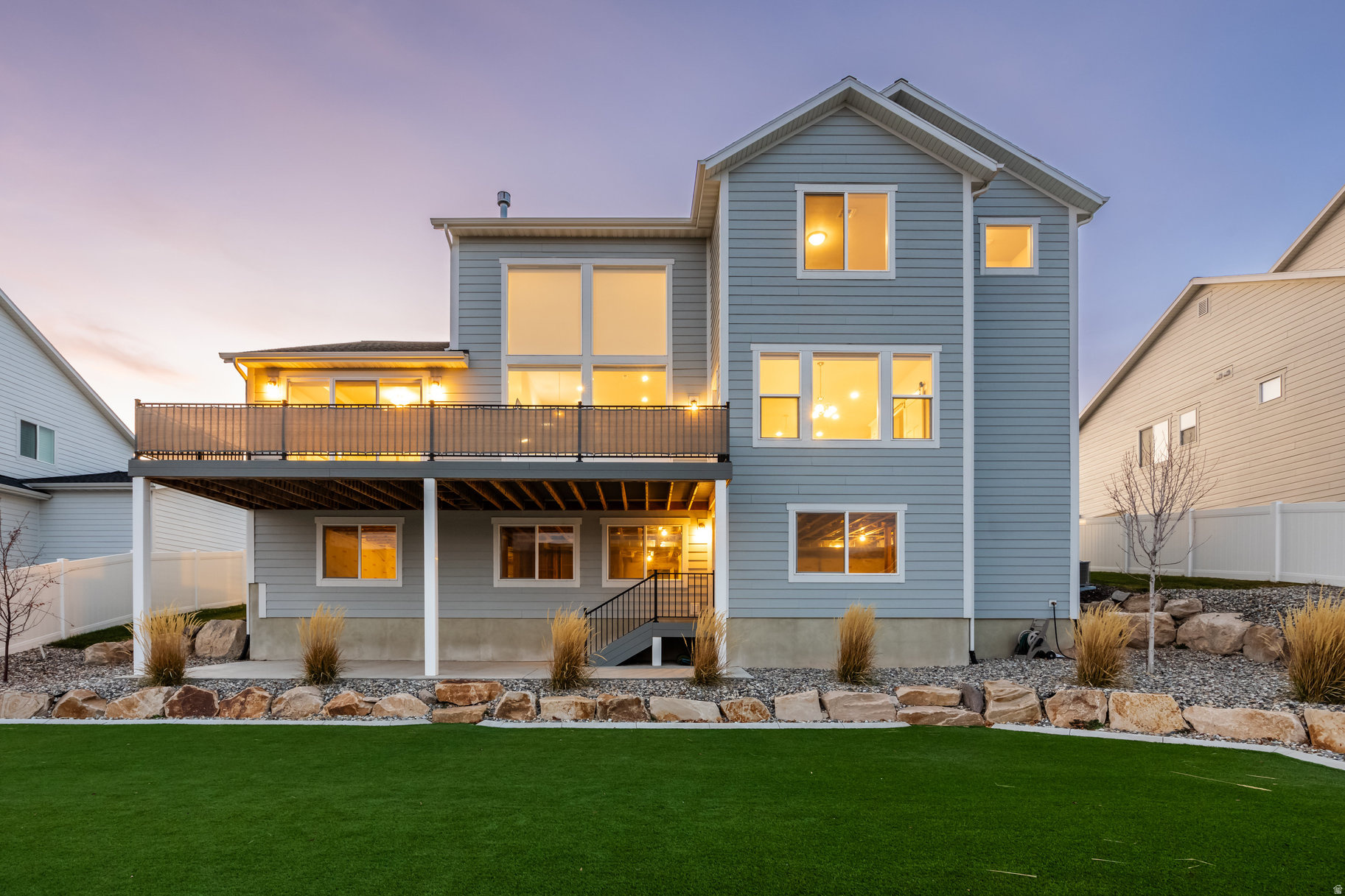 HIDDEN CANYON - Residential