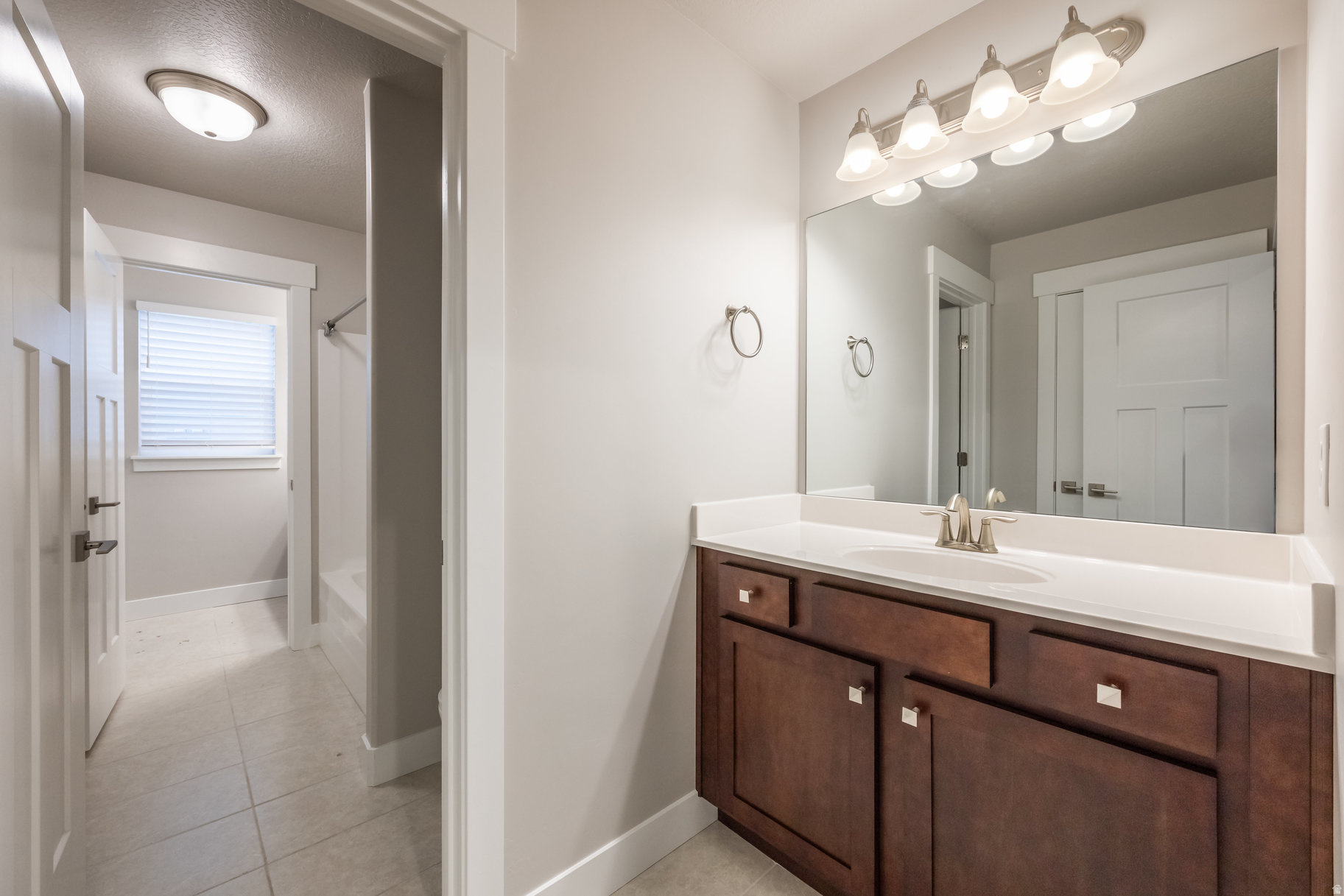 HIDDEN CANYON - Residential