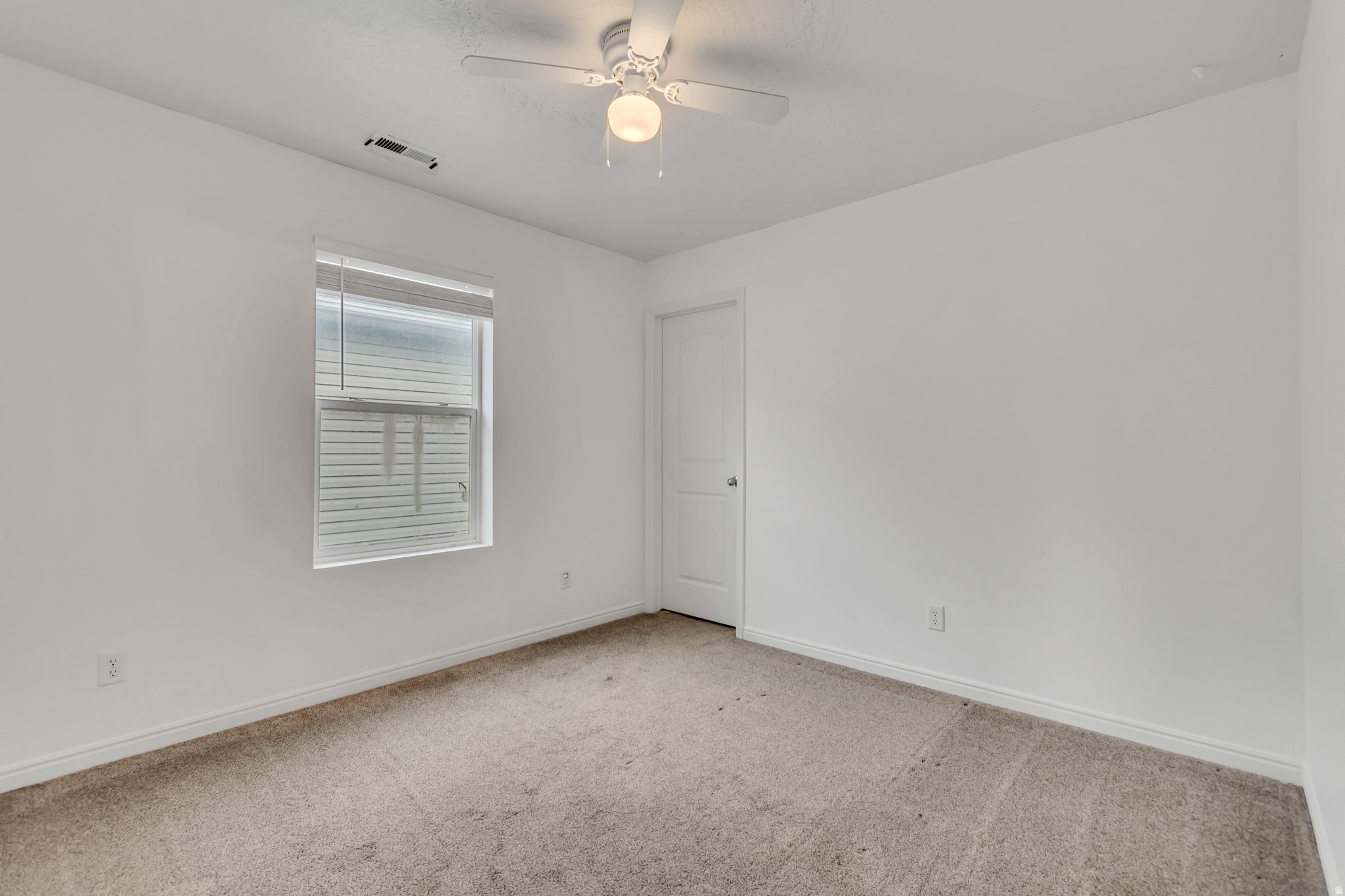 COLONIAL PARK - Residential