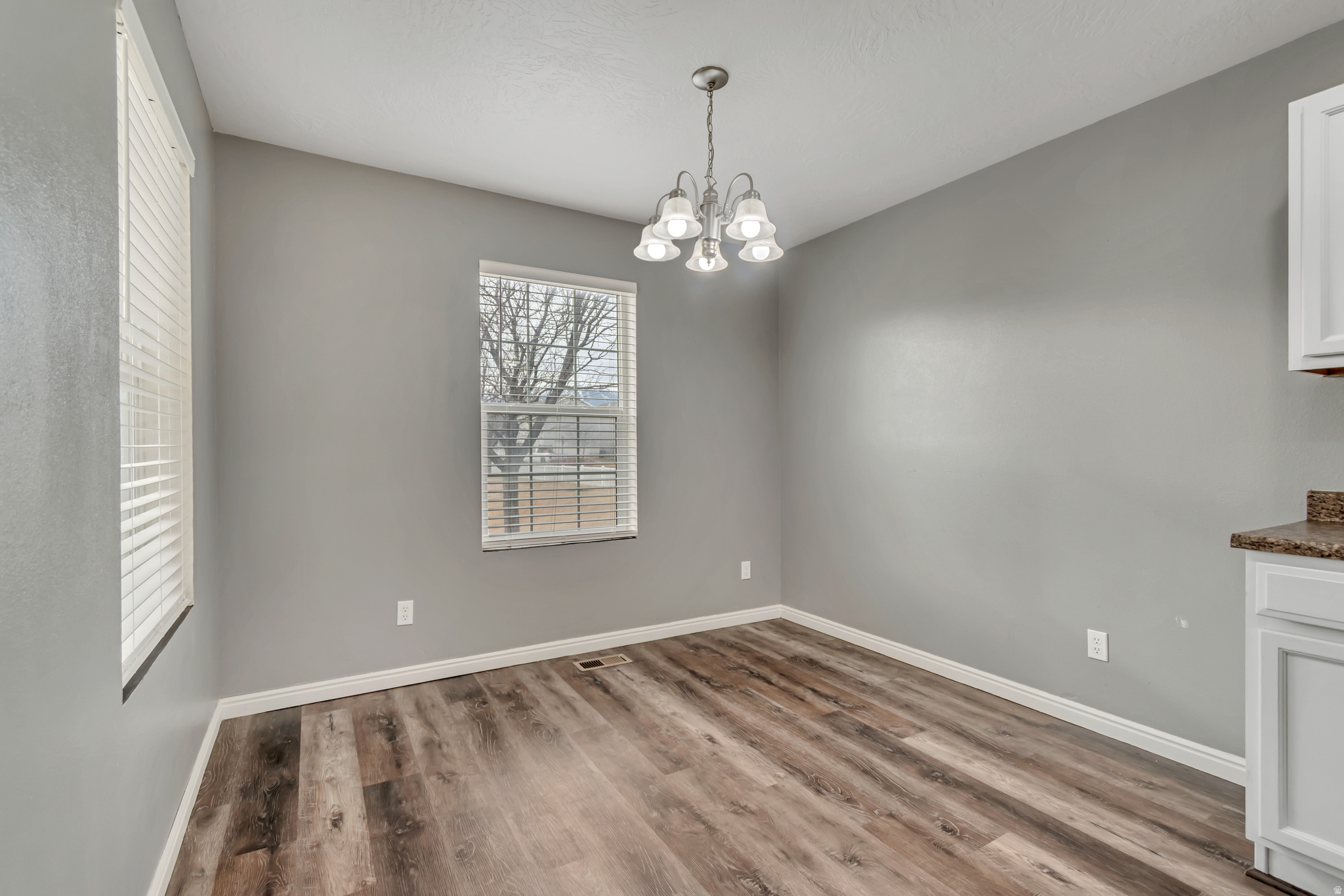 COLONIAL PARK - Residential