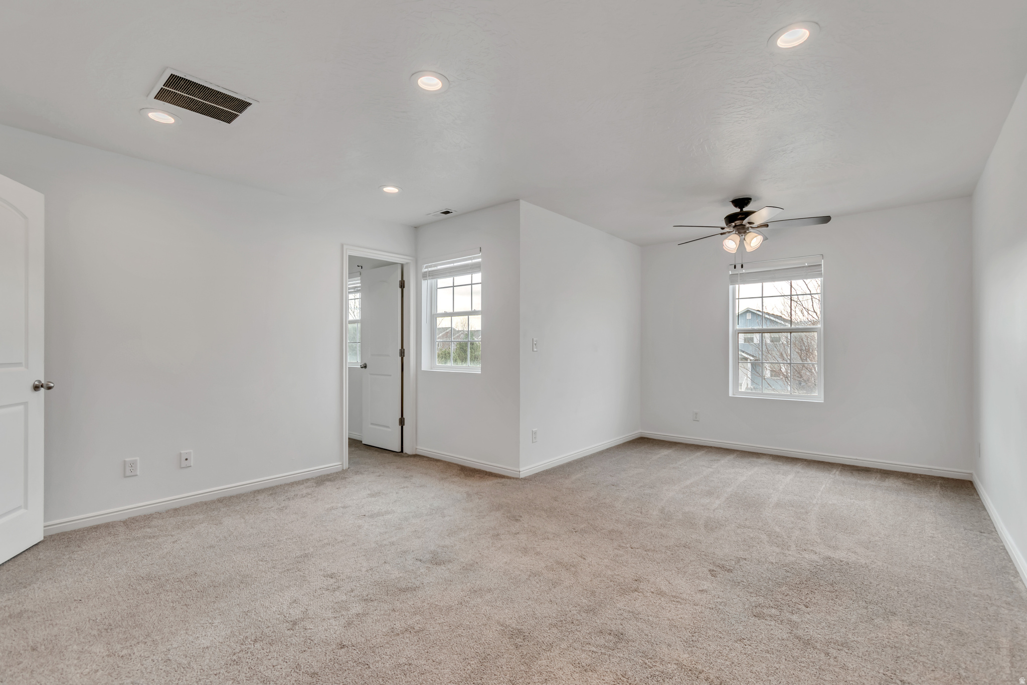 COLONIAL PARK - Residential