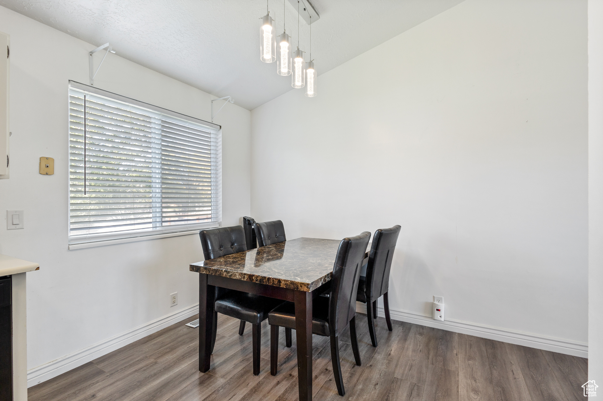 SHADOW RUN ESTATES - Residential