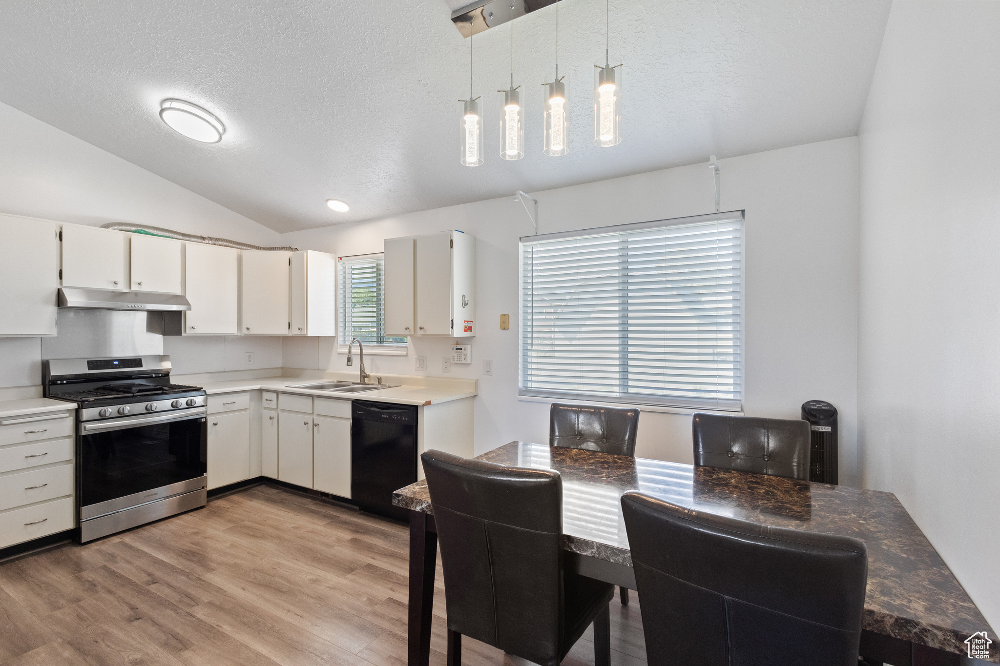 SHADOW RUN ESTATES - Residential
