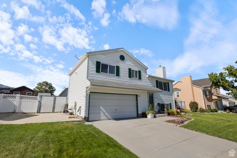 Tiny photo for 2924 S ROPNER CIR W, Magna, UT 84044 (MLS # 2115528)