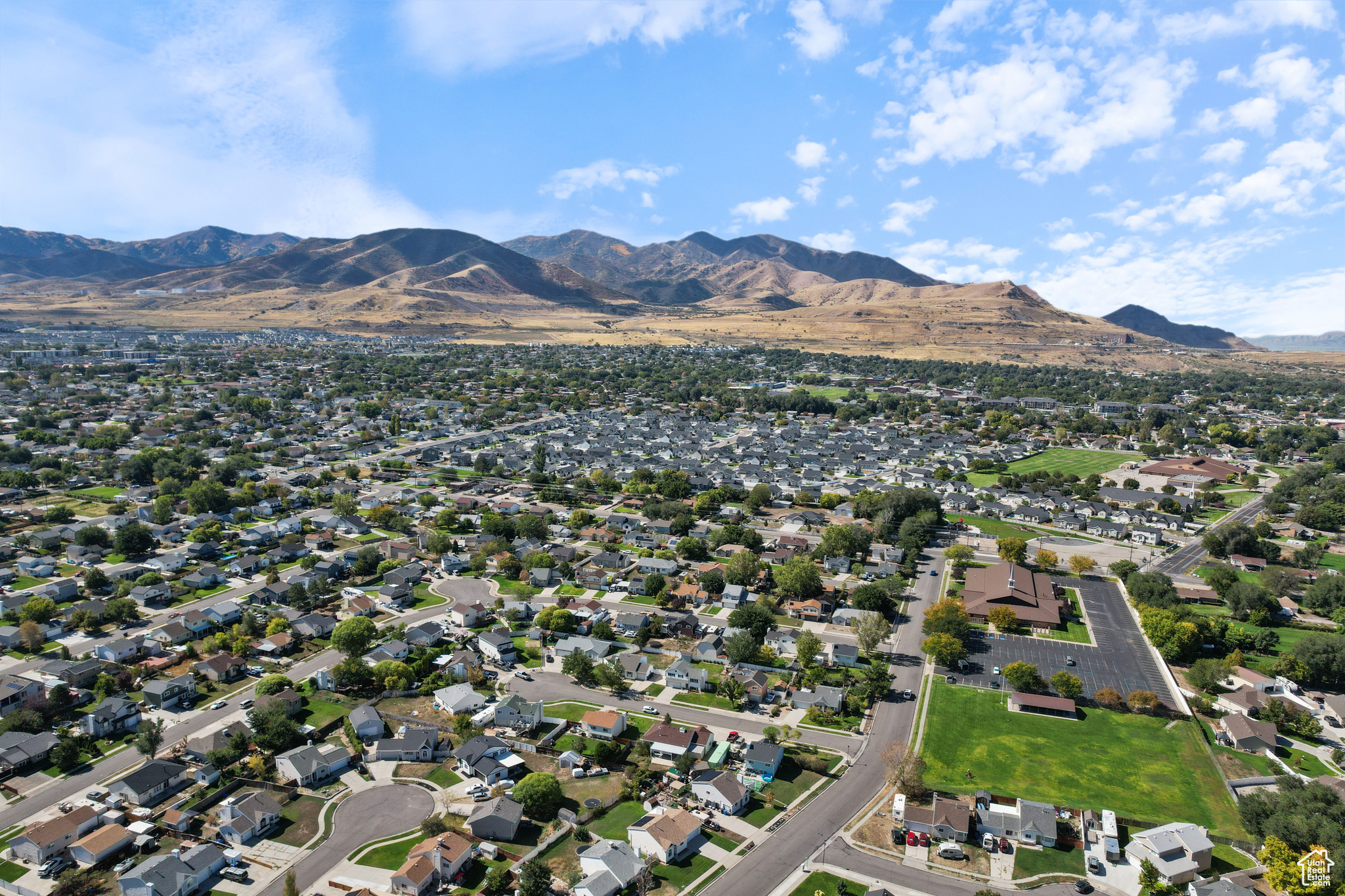 SHADOW RUN ESTATES - Residential
