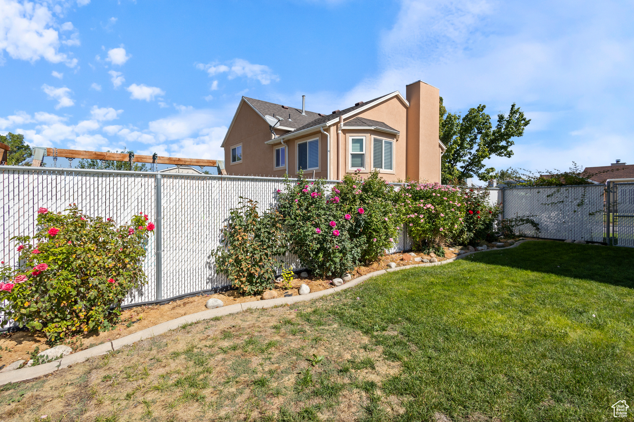 SHADOW RUN ESTATES - Residential