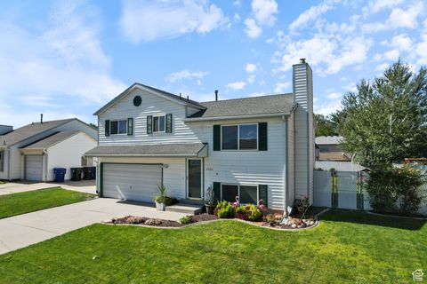 Tiny photo for 2924 S ROPNER CIR W, Magna, UT 84044 (MLS # 2115528)