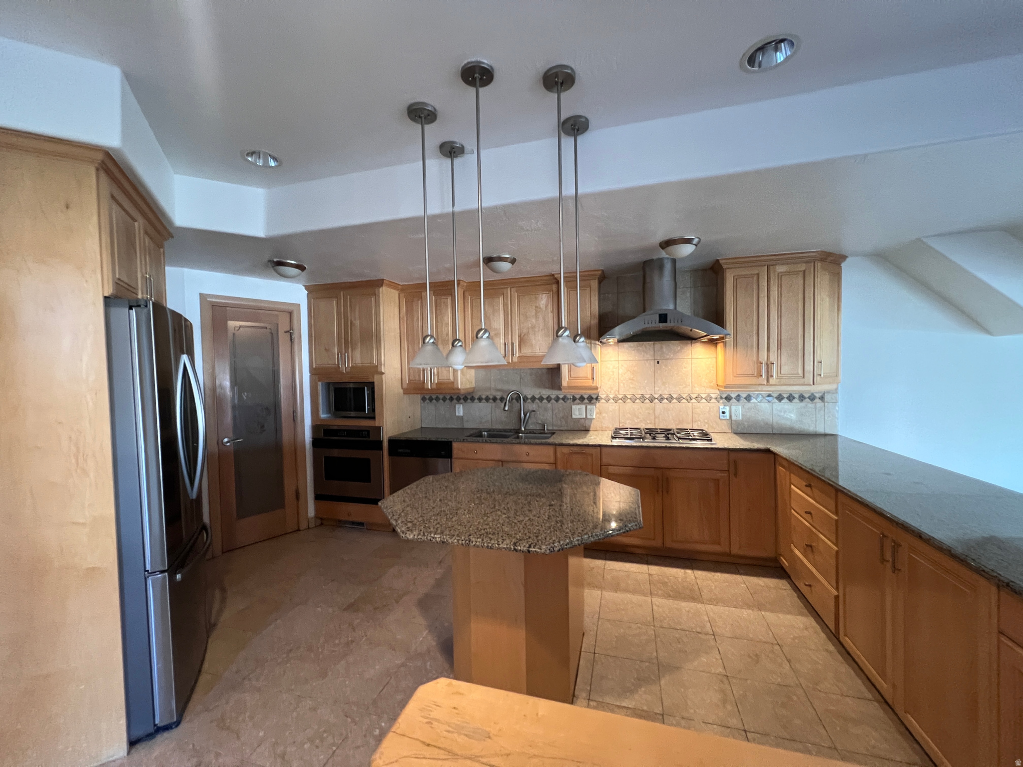 DRAPER HEIGHTS - Residential