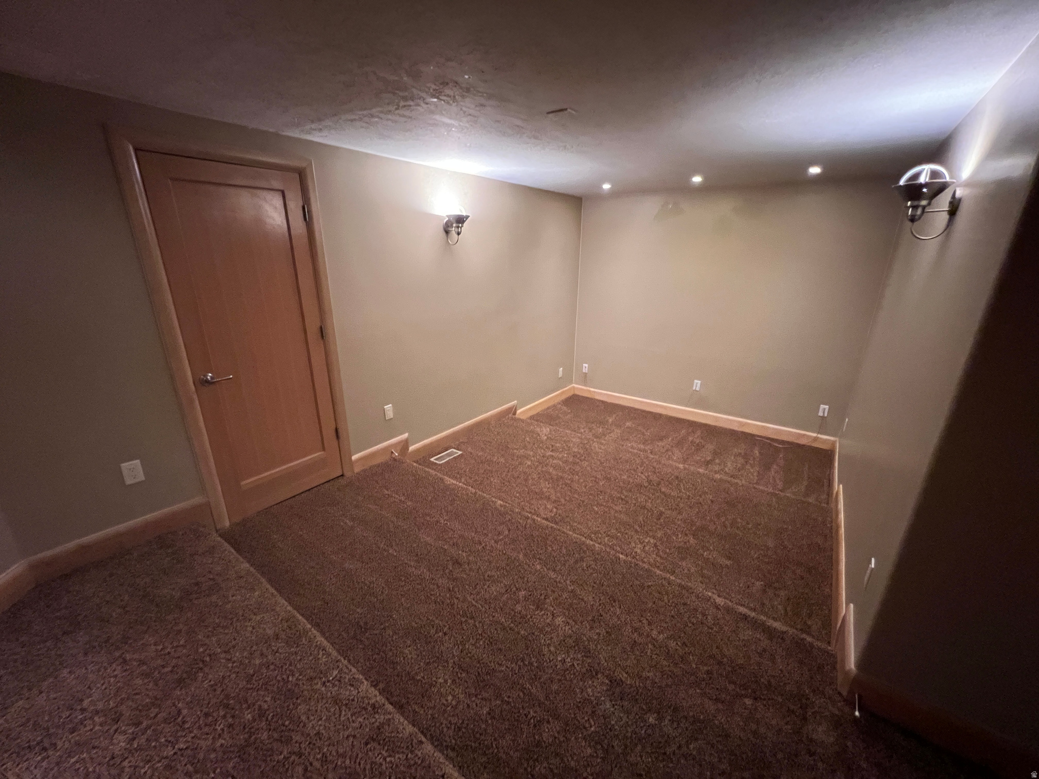 DRAPER HEIGHTS - Residential