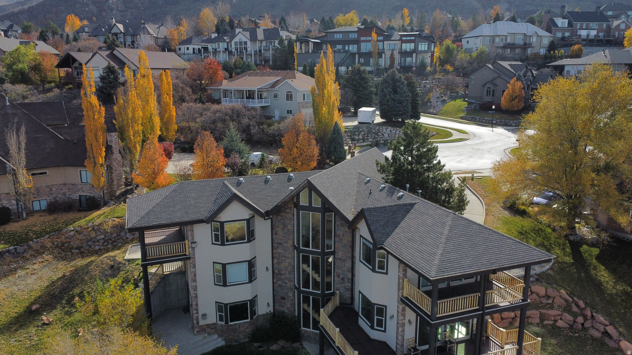 DRAPER HEIGHTS - Residential